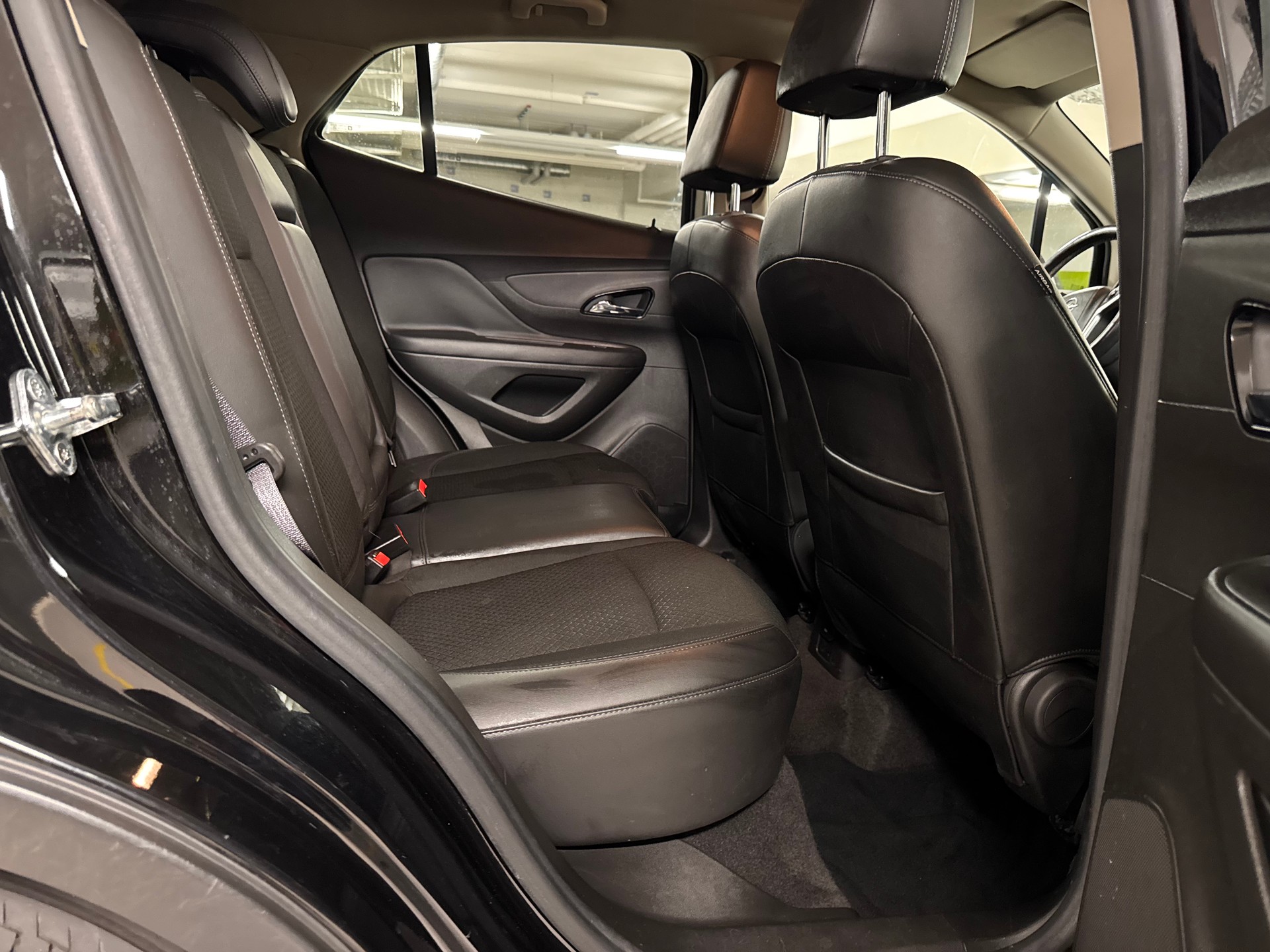 OPEL Mokka X 1.4i 16V Turbo Enjoy 4WD Automatik-image-9
