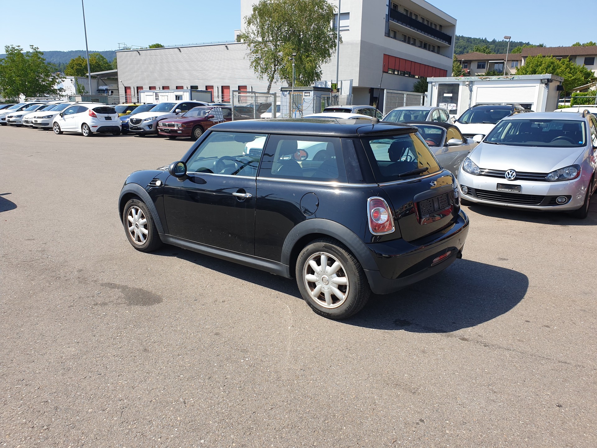 MINI One-image-2