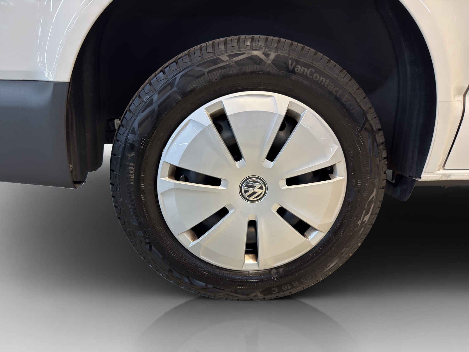 VW T6.1 2.0 TDI-image-13