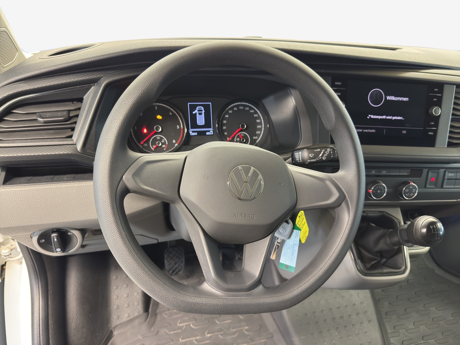 VW T6.1 2.0 TDI-image-9