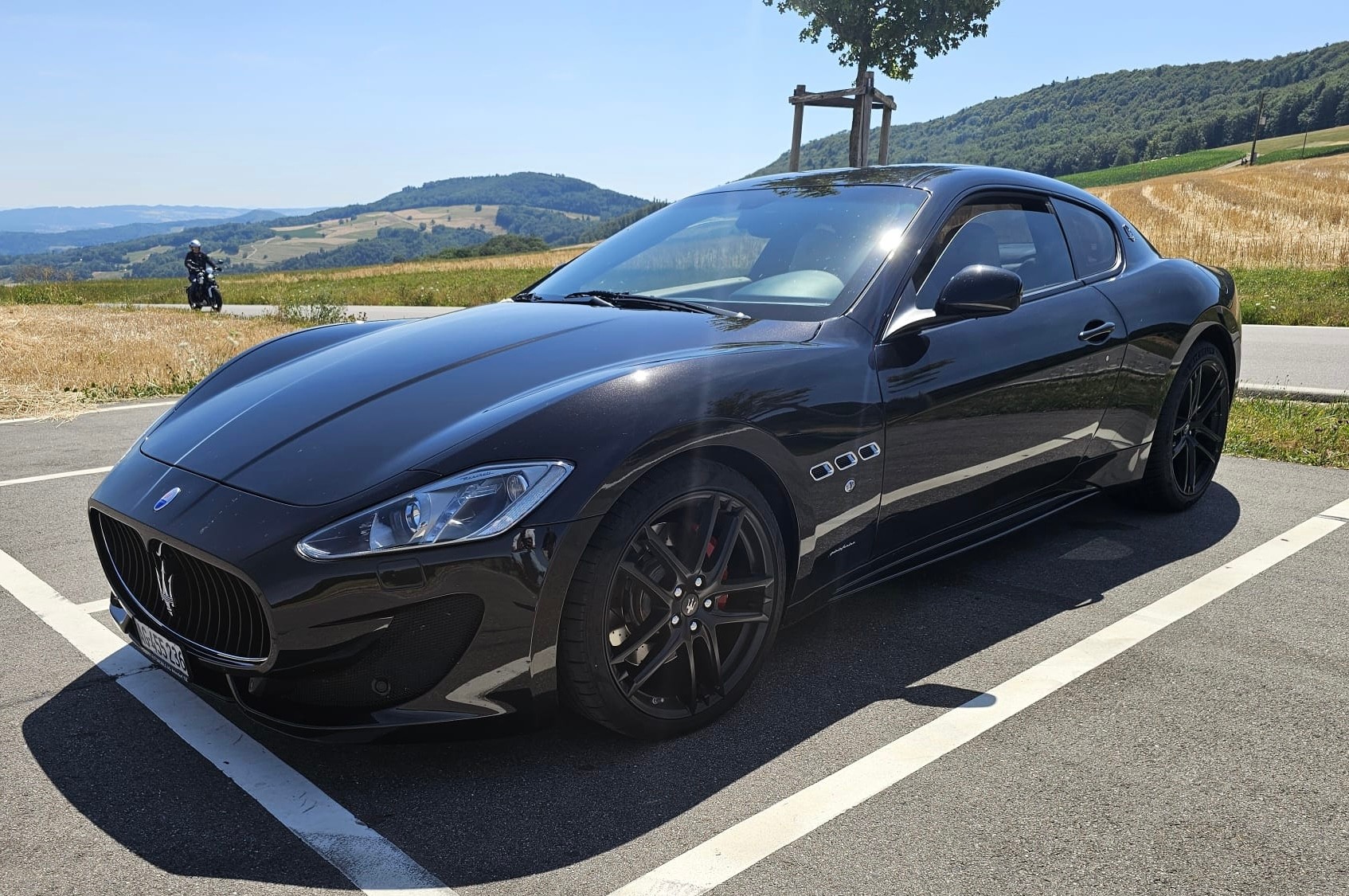 MASERATI GRANTURISMO SPORT AUTOMATICA-showroom-element-1