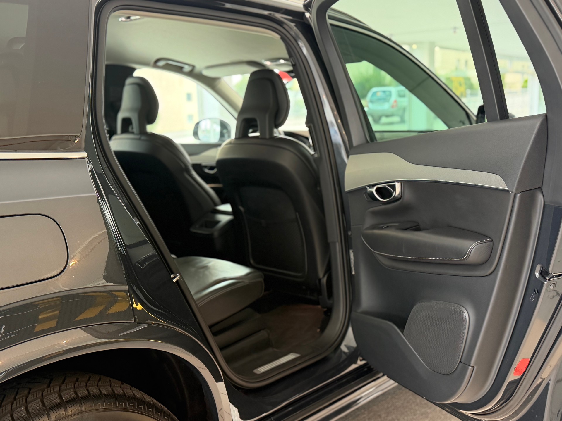 VOLVO XC90 D5 AWD Inscription Geartronic **Frisch ab MFK & Service**-image-21