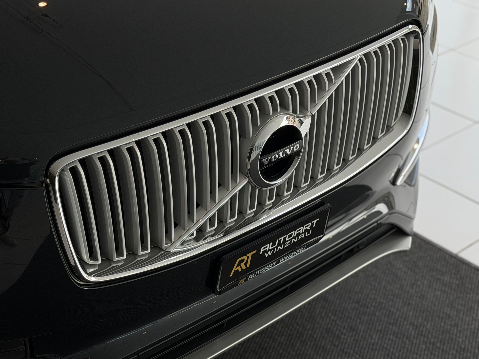 VOLVO XC90 D5 AWD Inscription Geartronic **Frisch ab MFK & Service**-image-25