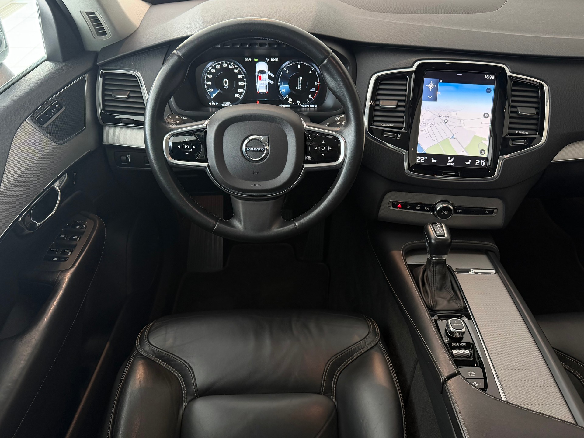 VOLVO XC90 D5 AWD Inscription Geartronic **Frisch ab MFK & Service**-image-14