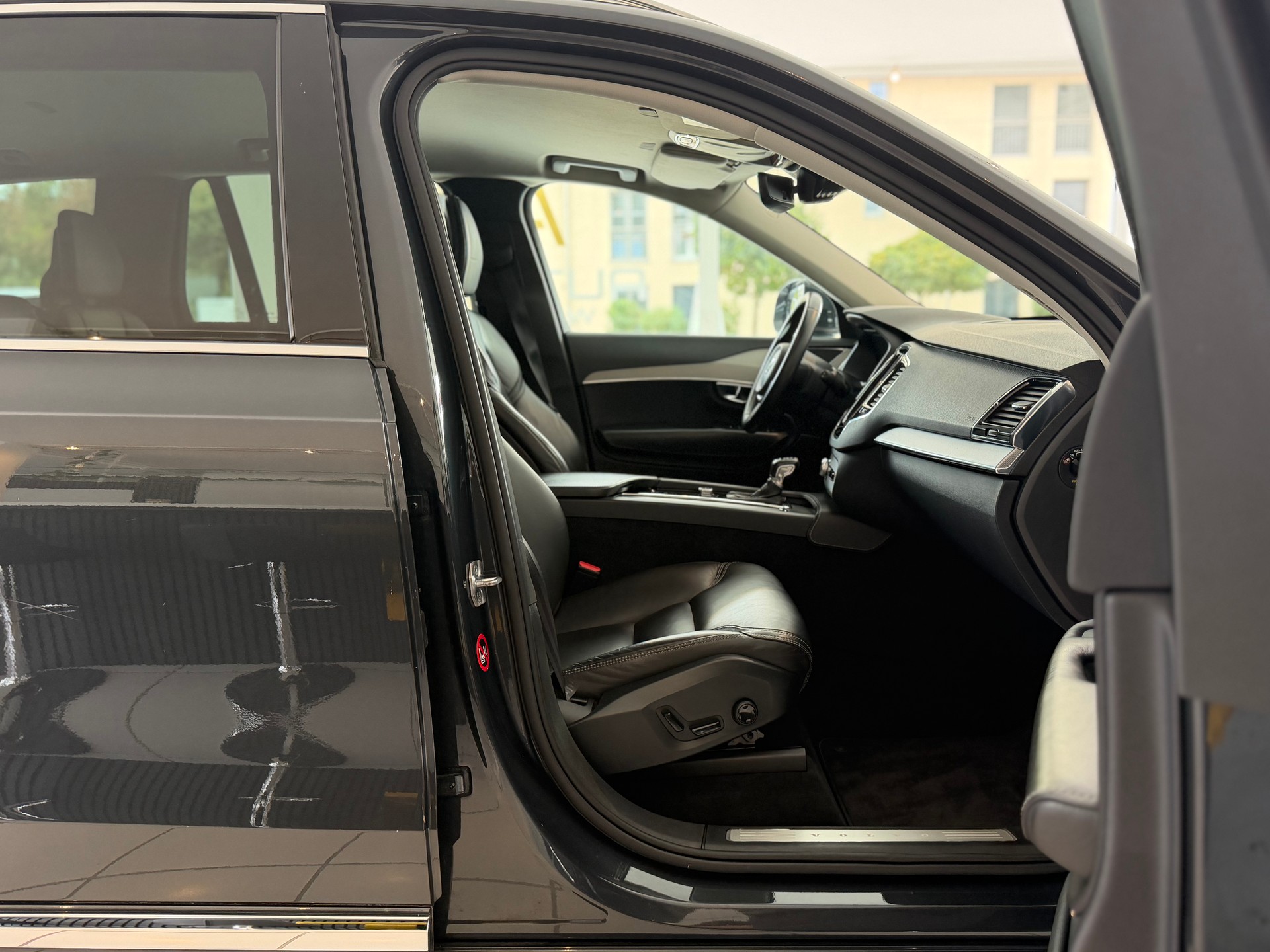 VOLVO XC90 D5 AWD Inscription Geartronic **Frisch ab MFK & Service**-image-19