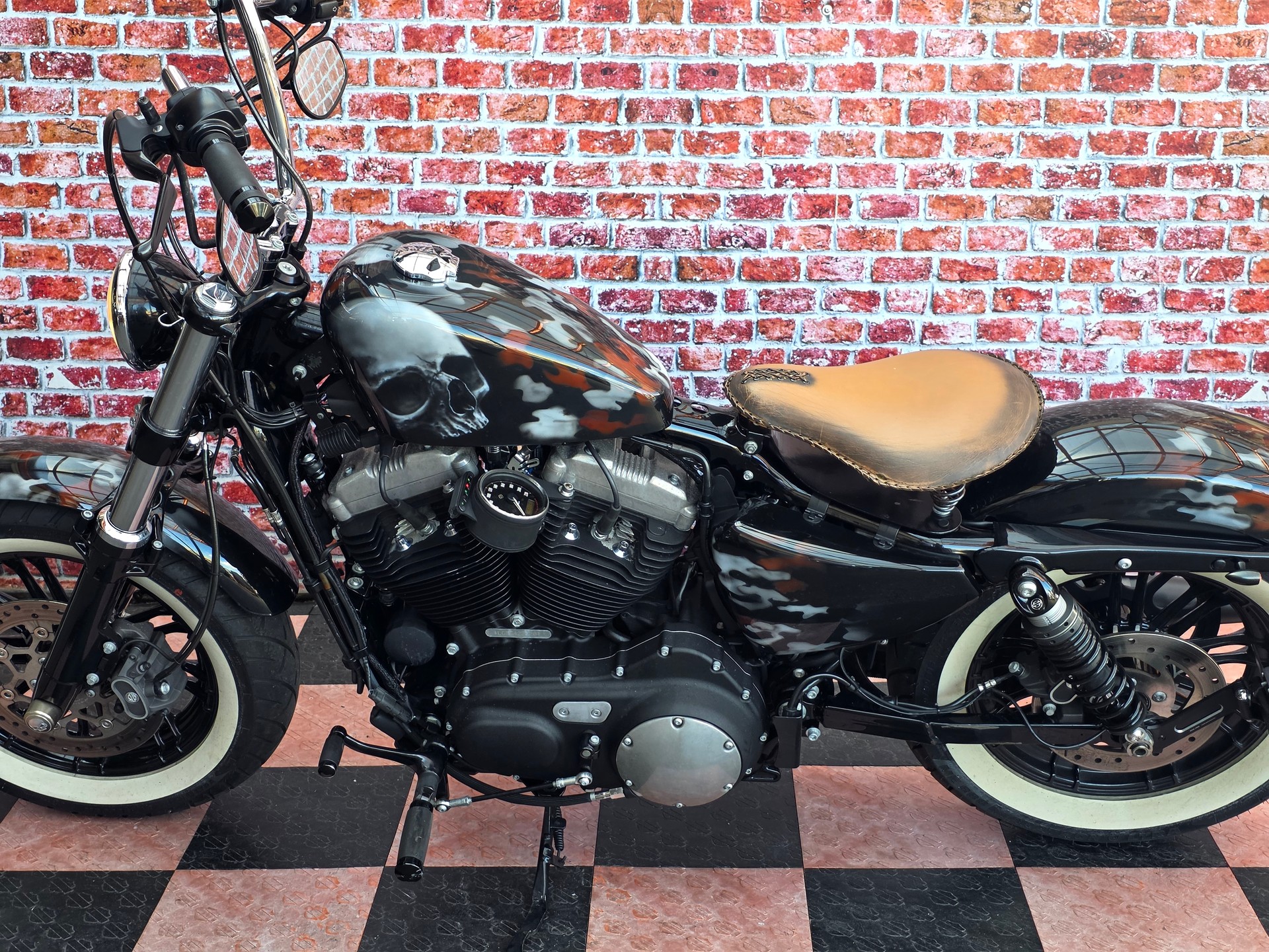 HARLEY-DAVIDSON XL 1200 X Forty Eight ABS-showroom-element-3