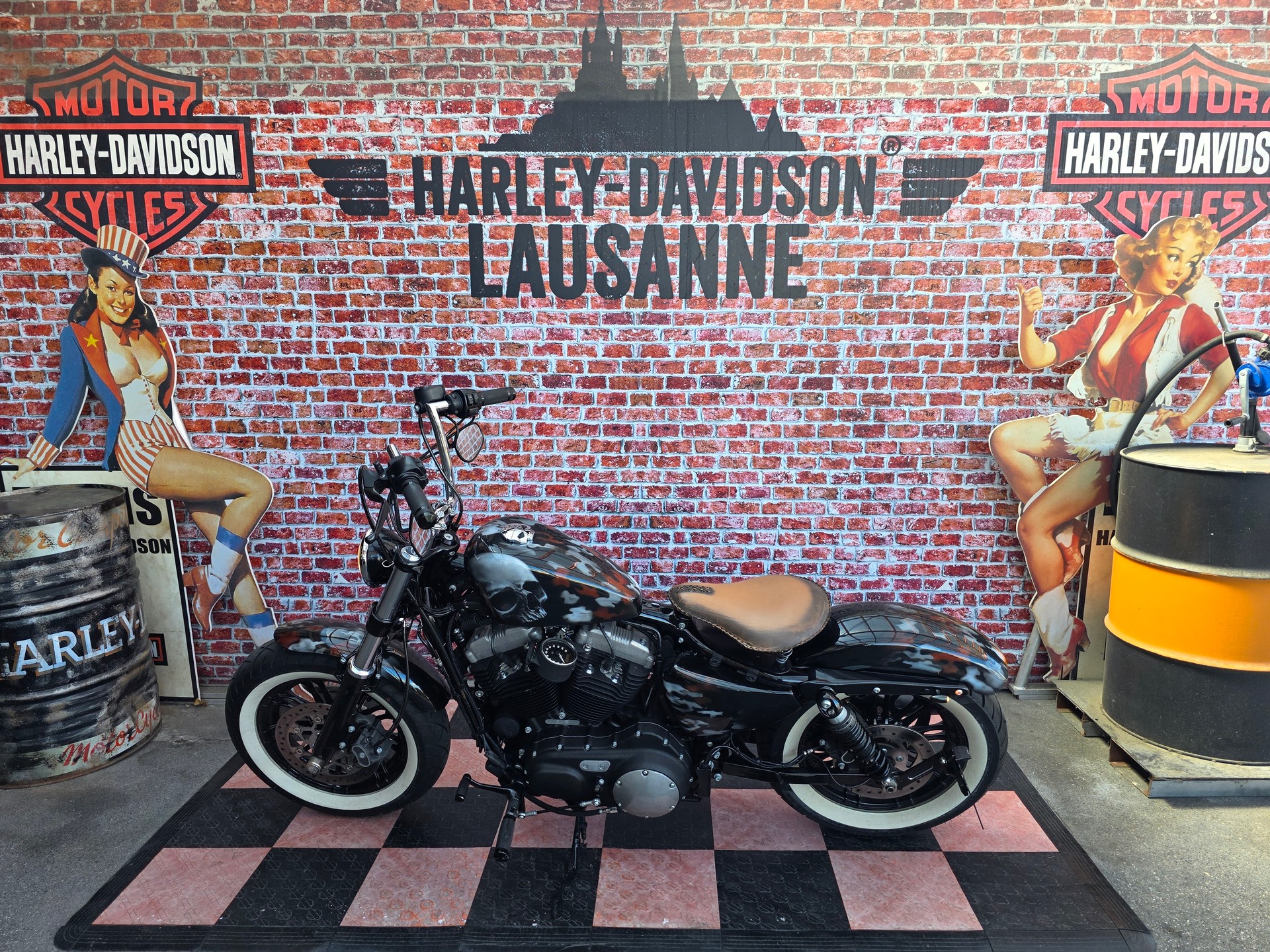 HARLEY-DAVIDSON XL 1200 X Forty Eight ABS-showroom-element-1