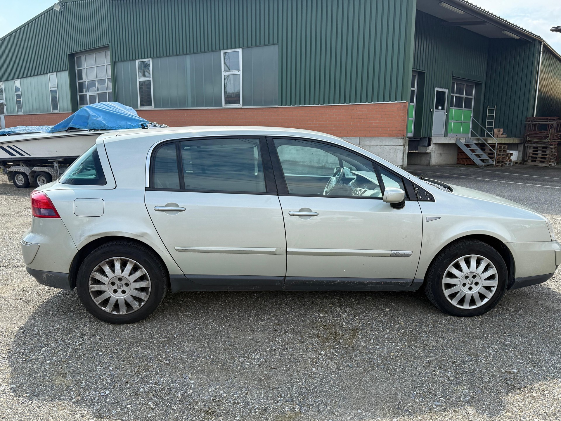 RENAULT Vel Satis 3.0 dCi V6 Automatic-image-9