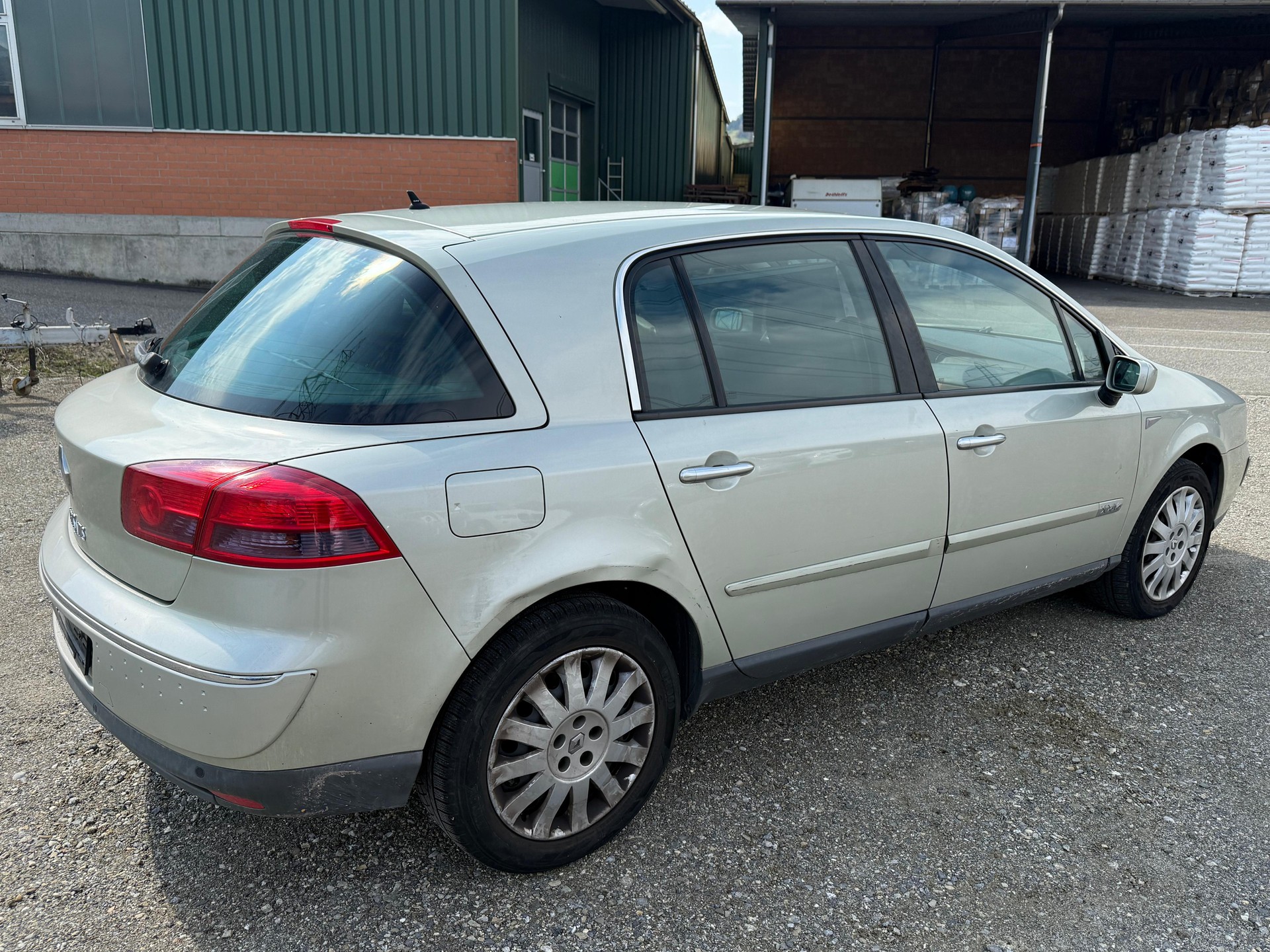 RENAULT Vel Satis 3.0 dCi V6 Automatic-image-10