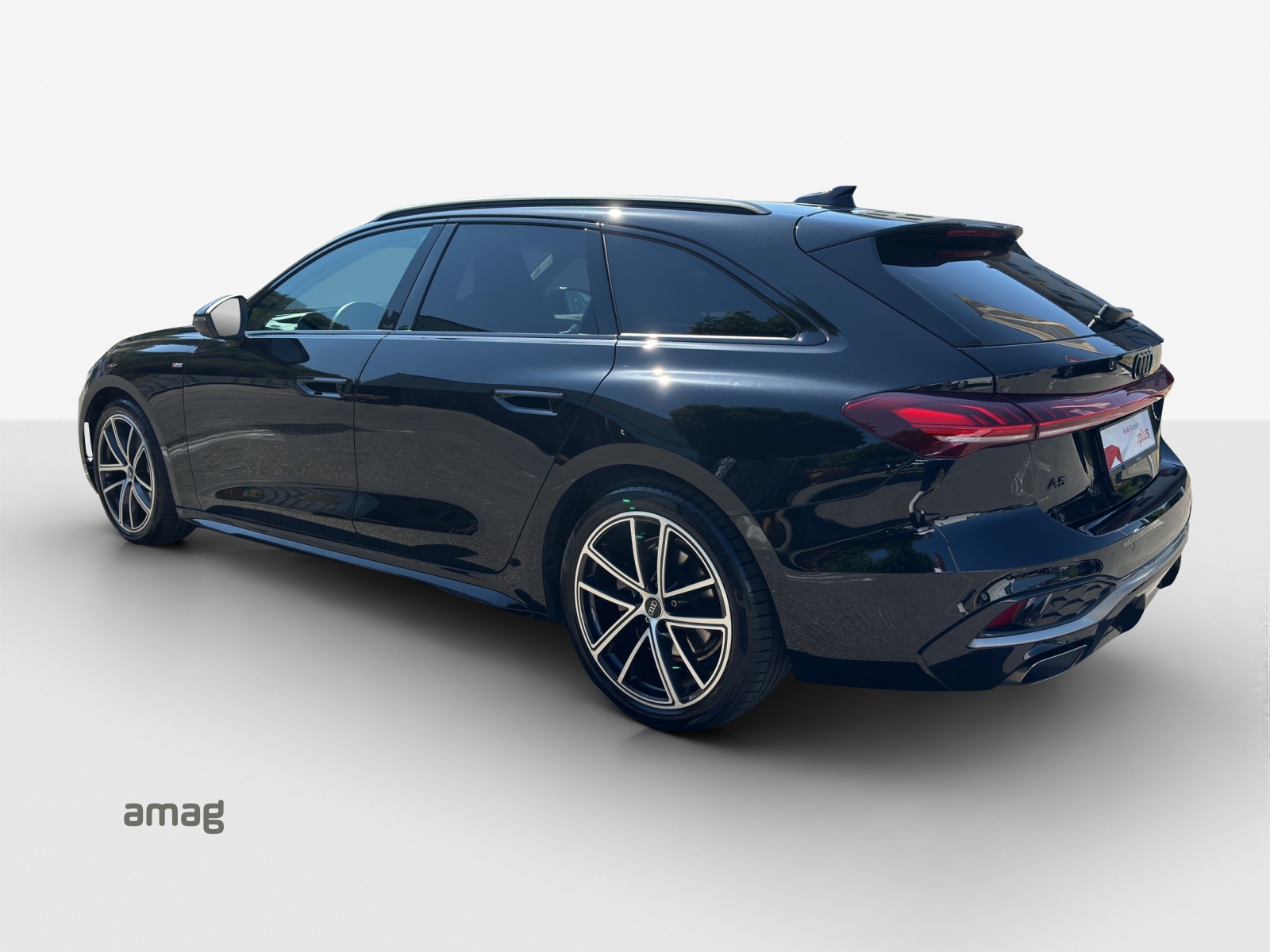 AUDI A5 Avant TFSI quattro 150 kW S tronic-image-2