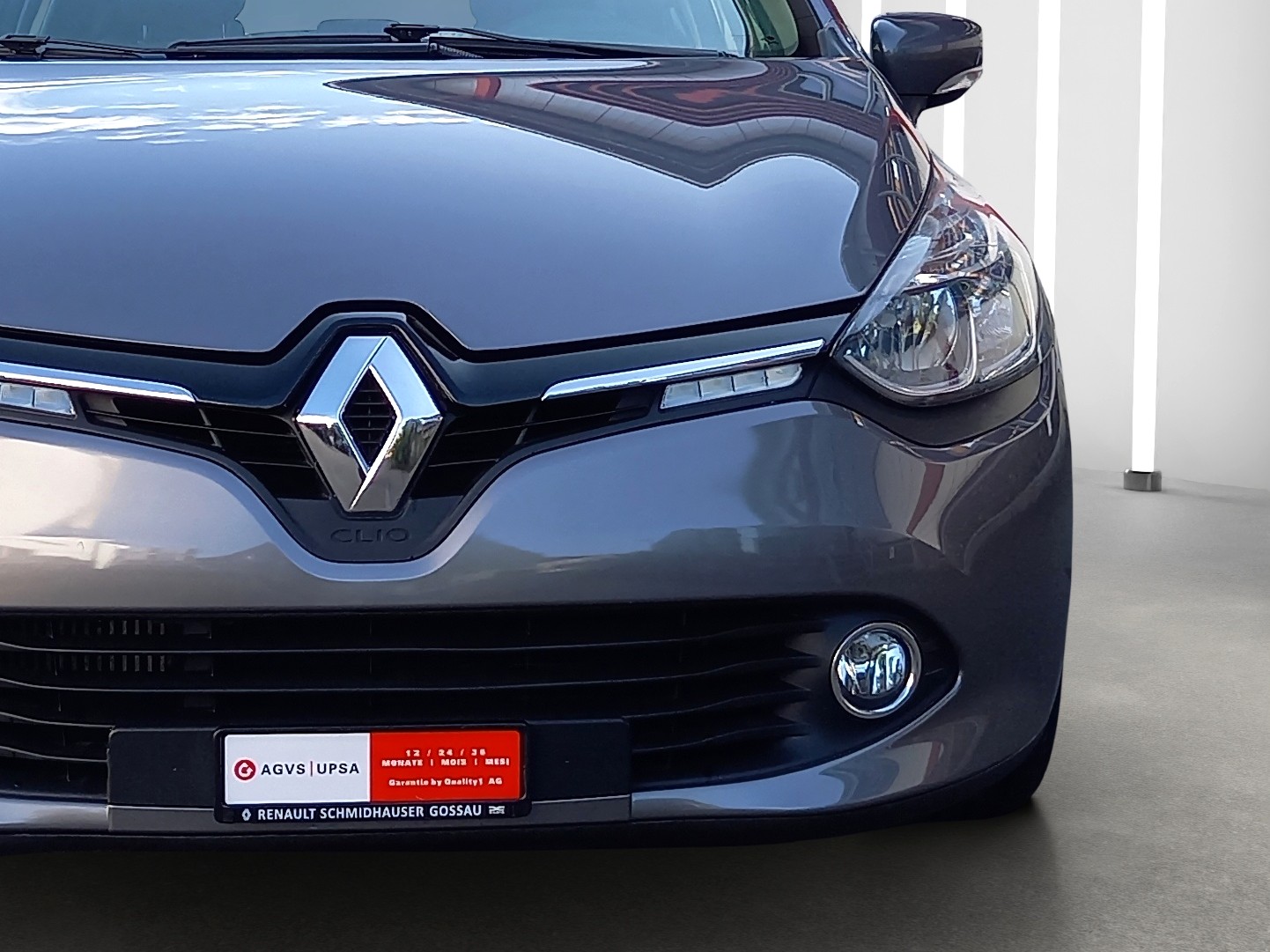 RENAULT Clio 1.2 TCe 120 Swiss Edition-image-6