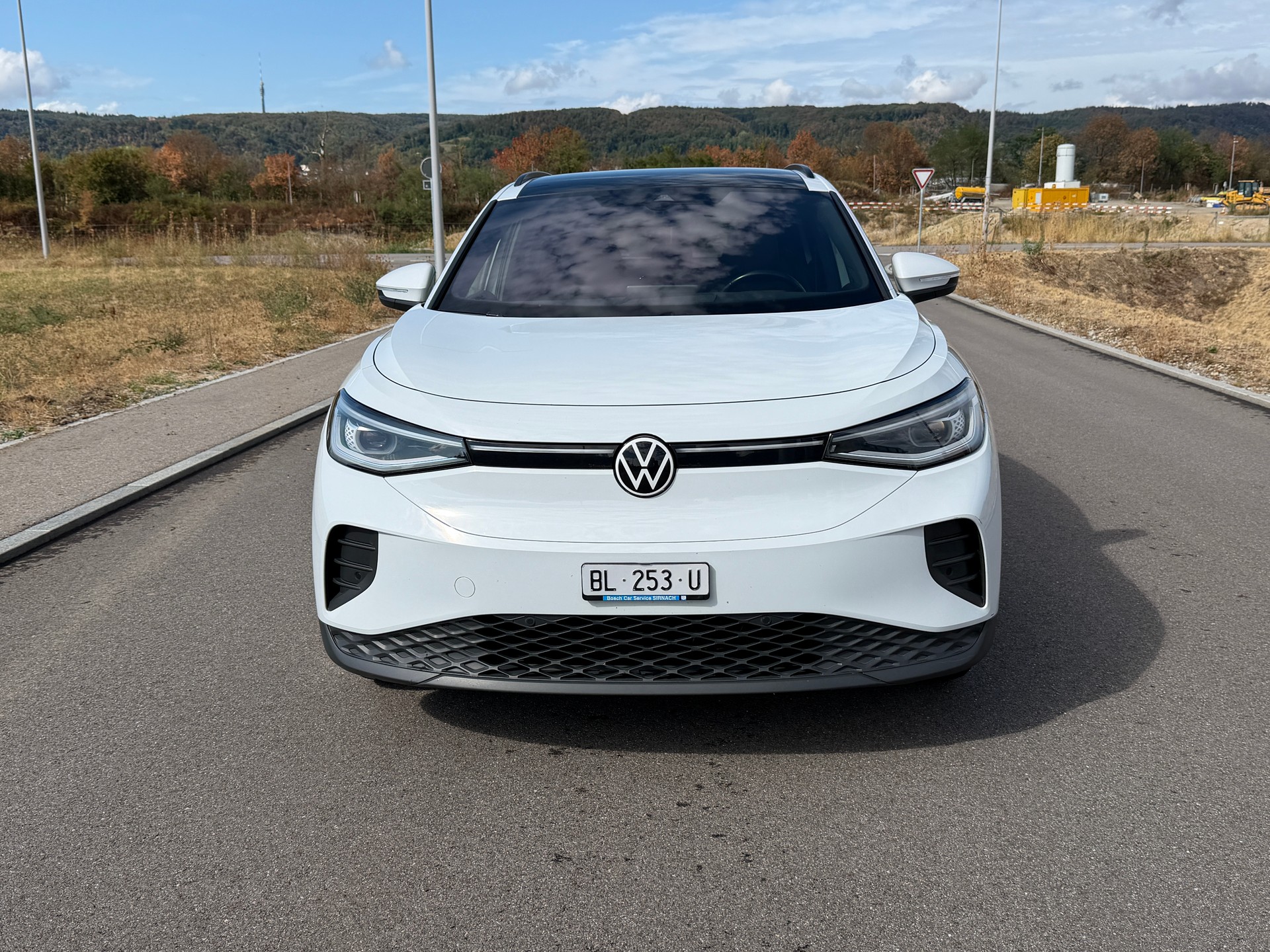 VW ID.4 Pro Performance 77 kWh Family-image-4