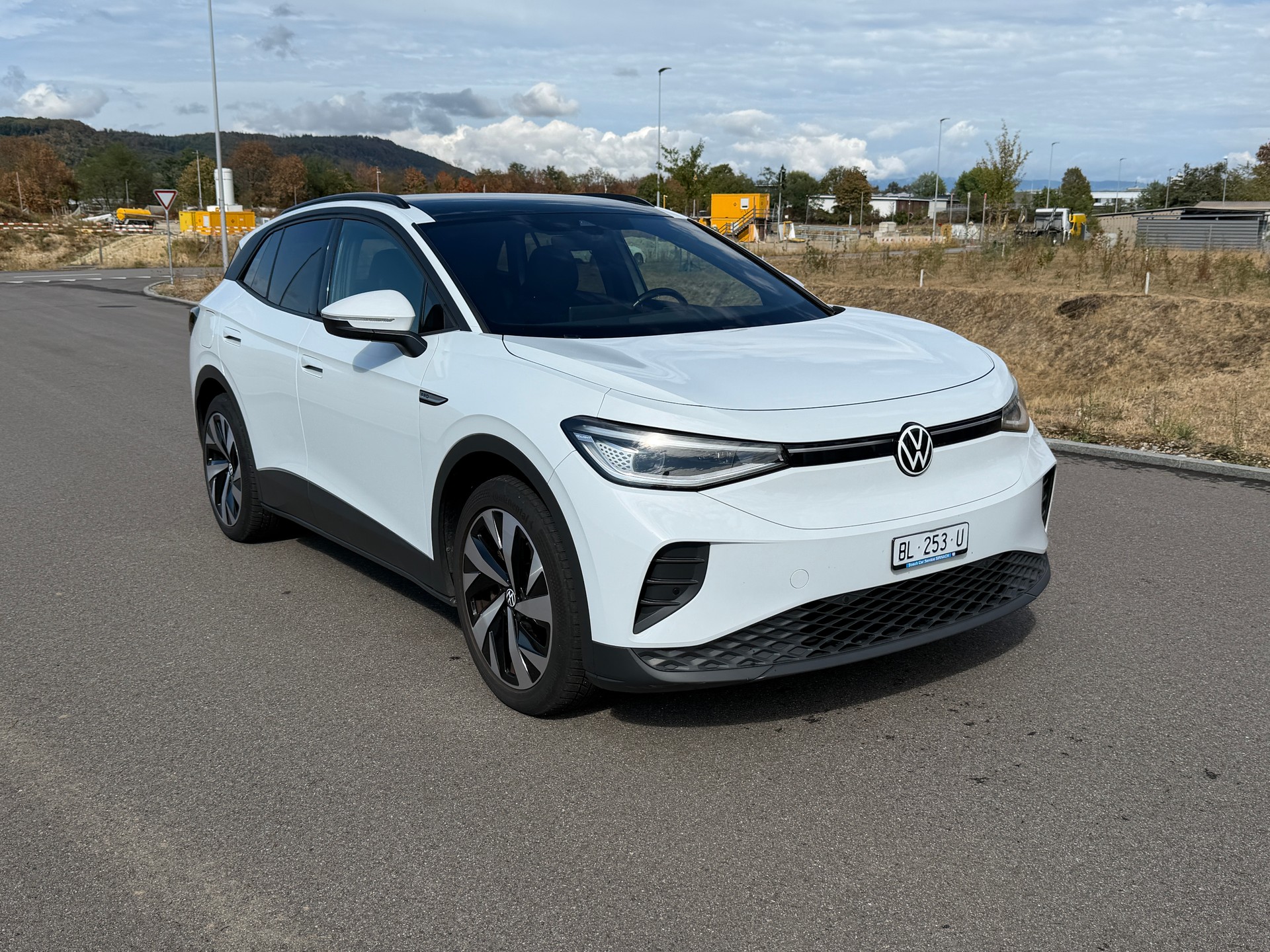 VW ID.4 Pro Performance 77 kWh Family-image-5
