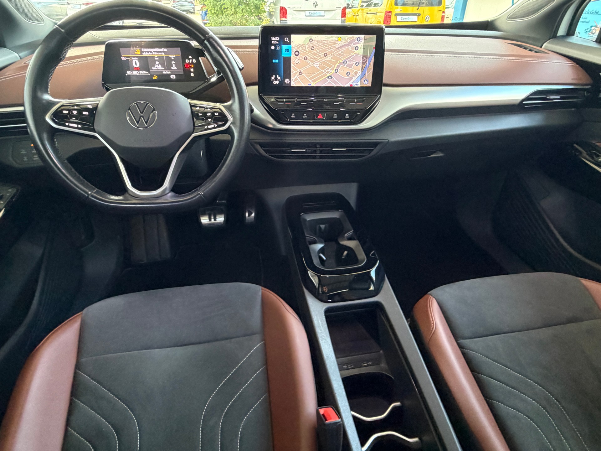 VW ID.4 Pro Performance 77 kWh Family-image-1