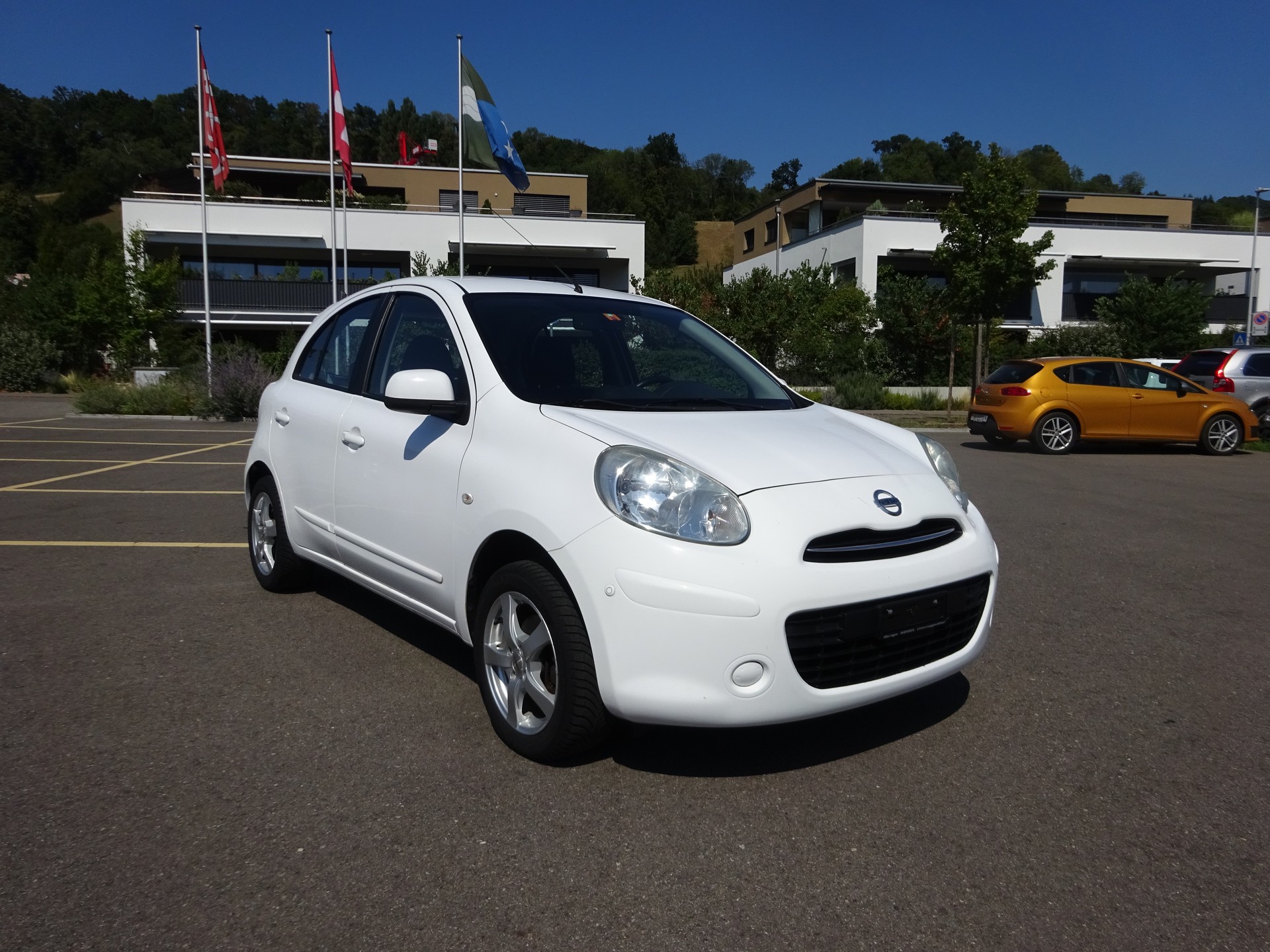 NISSAN Micra 1.2-image-1
