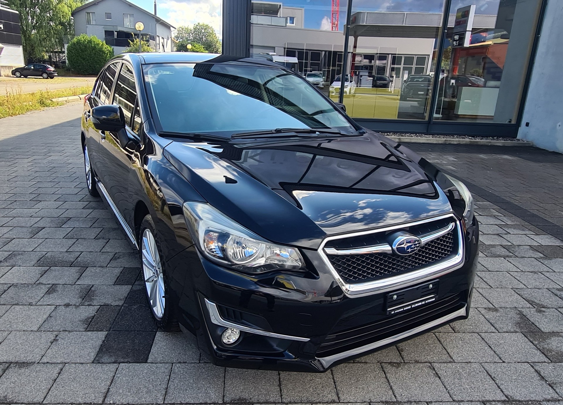 SUBARU Impreza 2.0 Swiss Sport-image-1