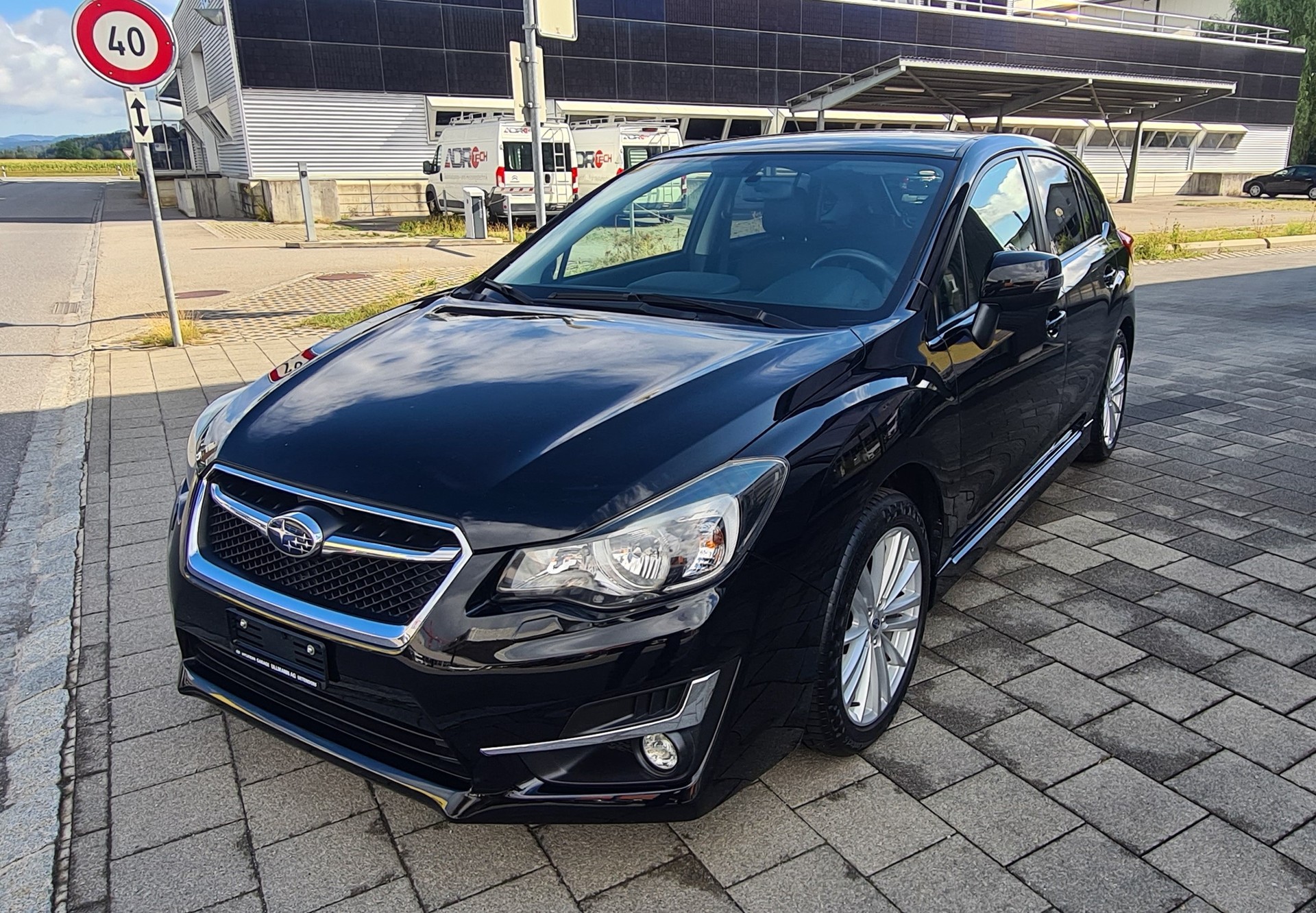 SUBARU Impreza 2.0 Swiss Sport-image-8