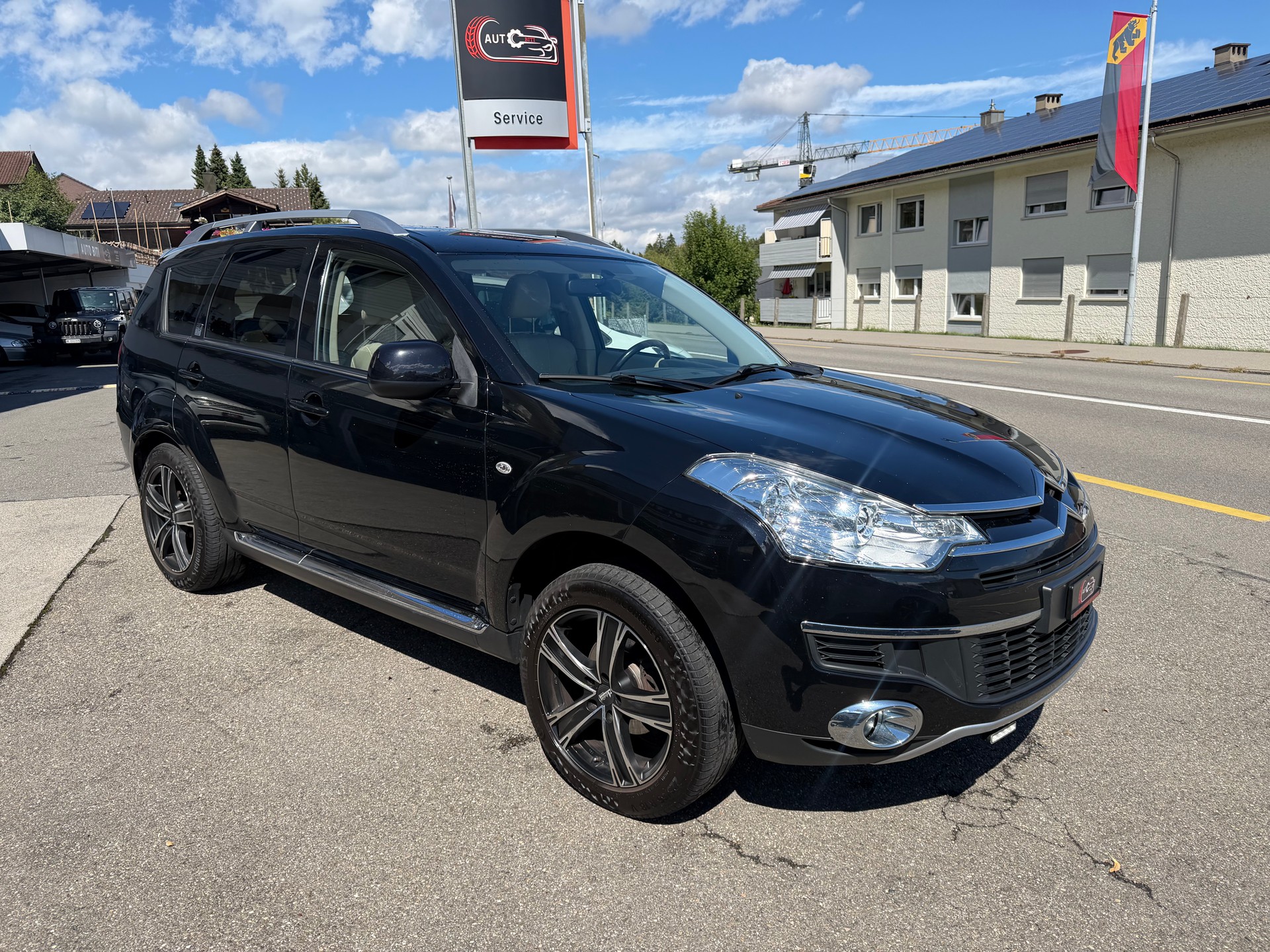 CITROEN C-Crosser 2.2 HDi Exclusive-image-1