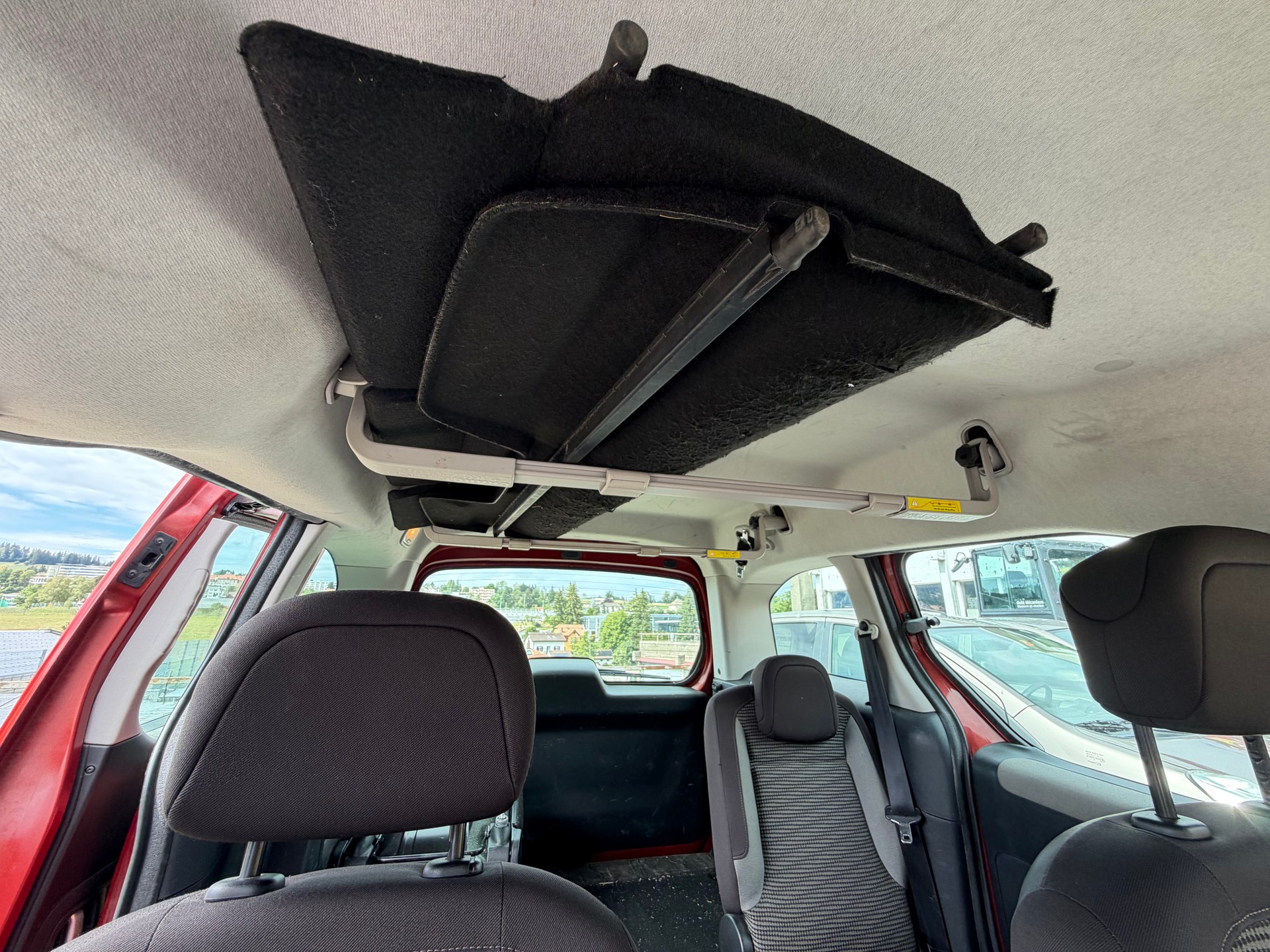 PEUGEOT Partner 1.6 HDI Trendy Clim (Pack)-image-10