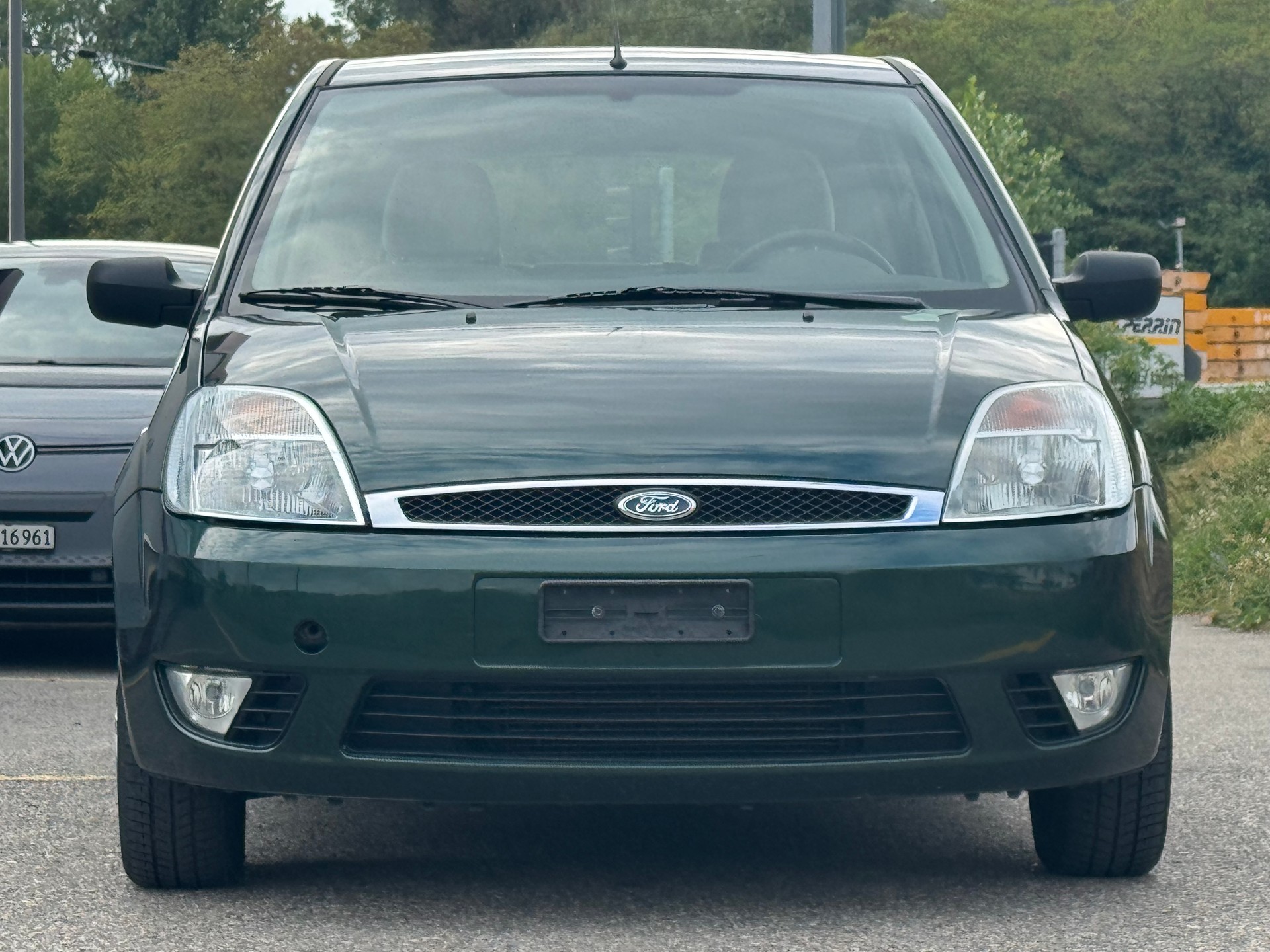 FORD Fiesta 1.4 16V Ghia-image-1