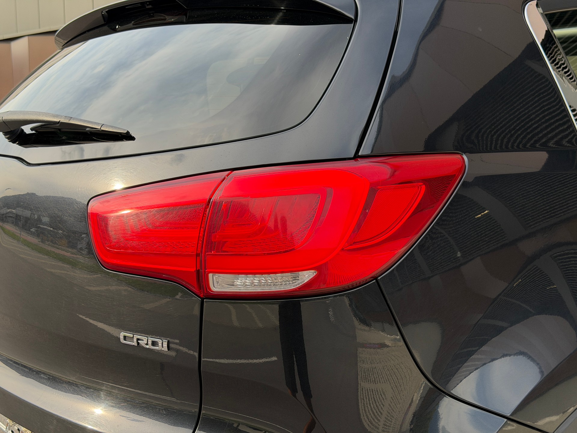 KIA Sportage 2.0 CRDi Trend 4WD Automatic *Facelift* *Panorama*-image-9