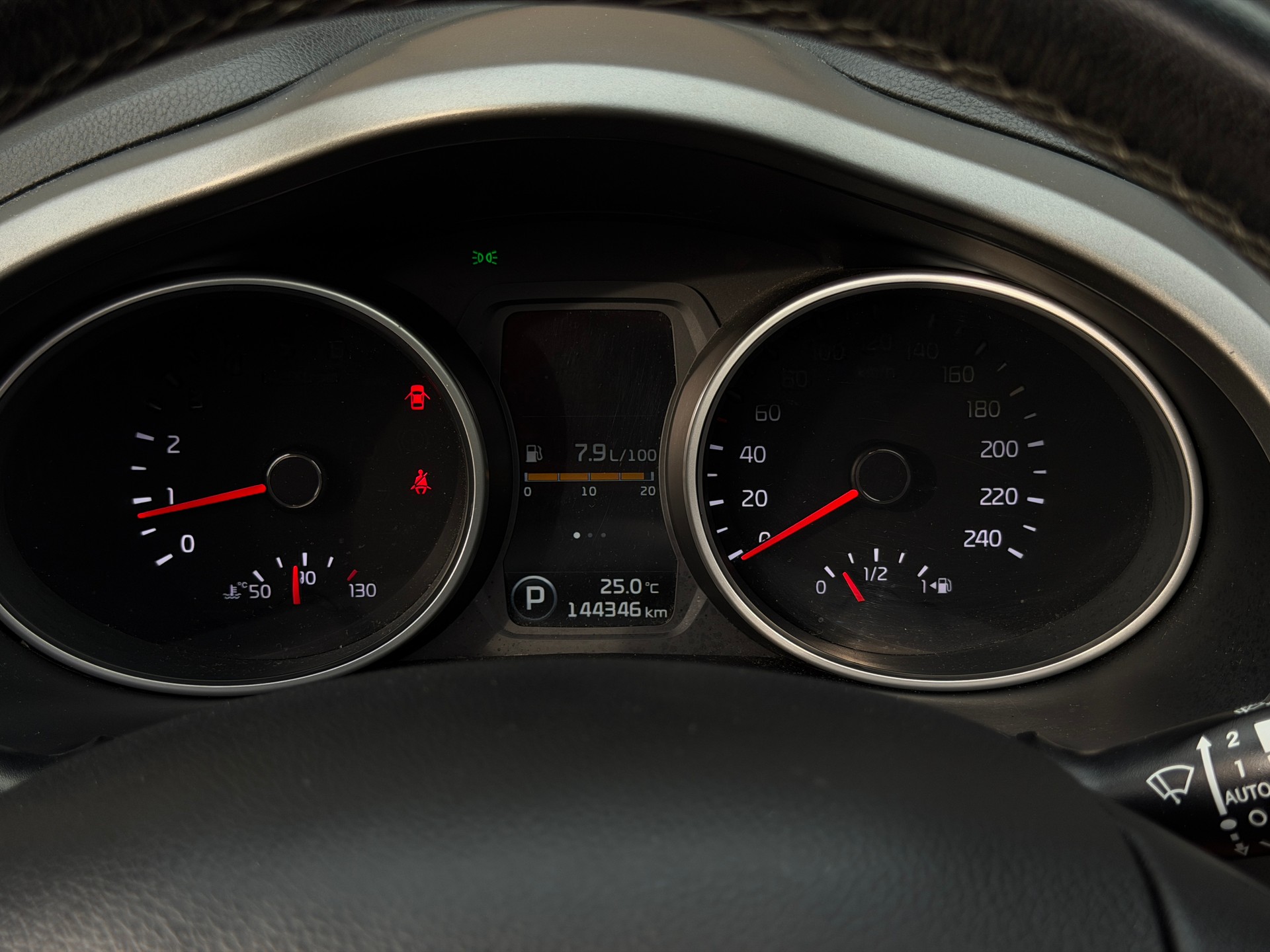KIA Sportage 2.0 CRDi Trend 4WD Automatic *Facelift* *Panorama*-image-15