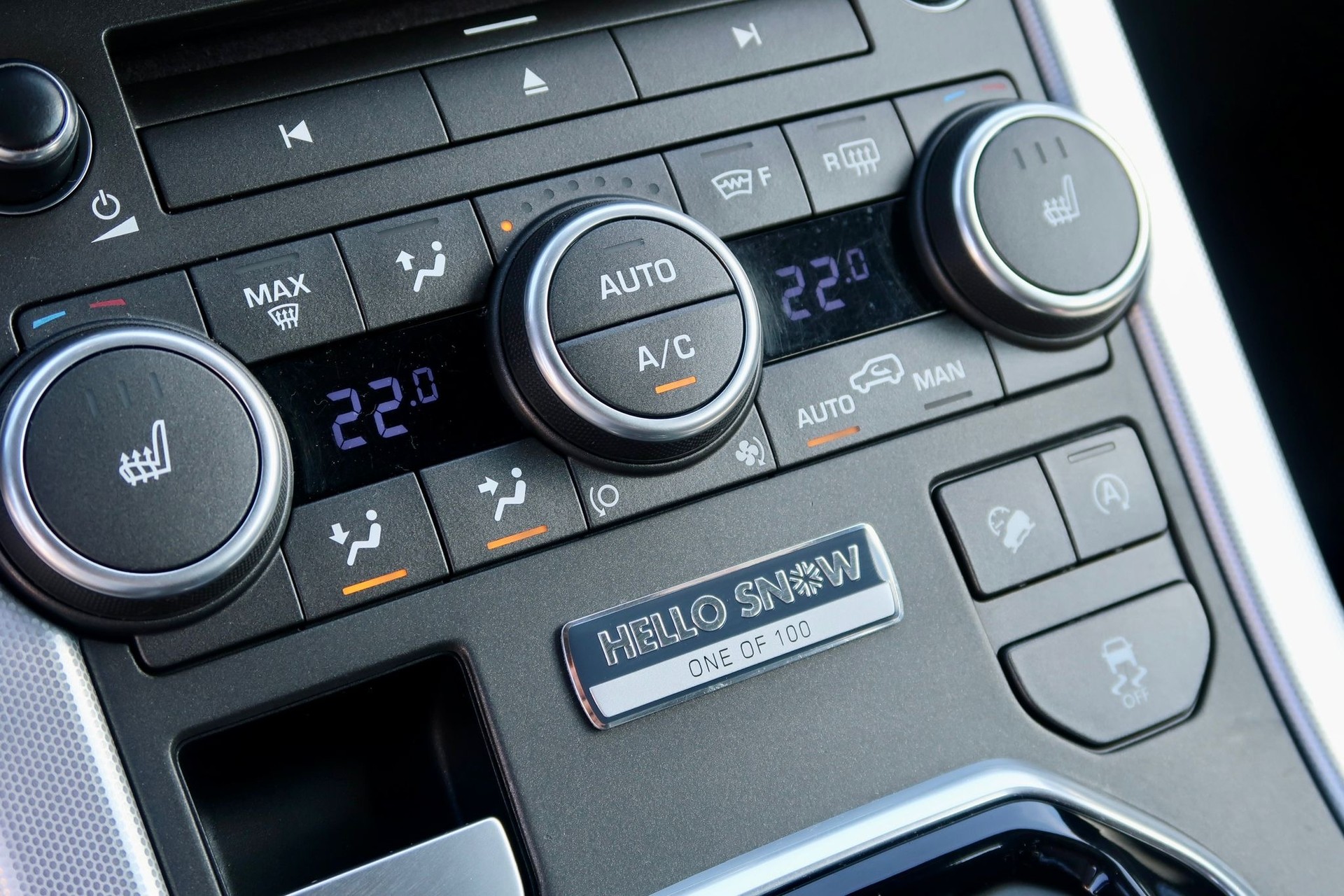 LAND ROVER Range Rover Evoque Conver Cabrio 2.0 TD4 HSE Dynamic AT9**HELLO SNOW 1OF100**-image-12