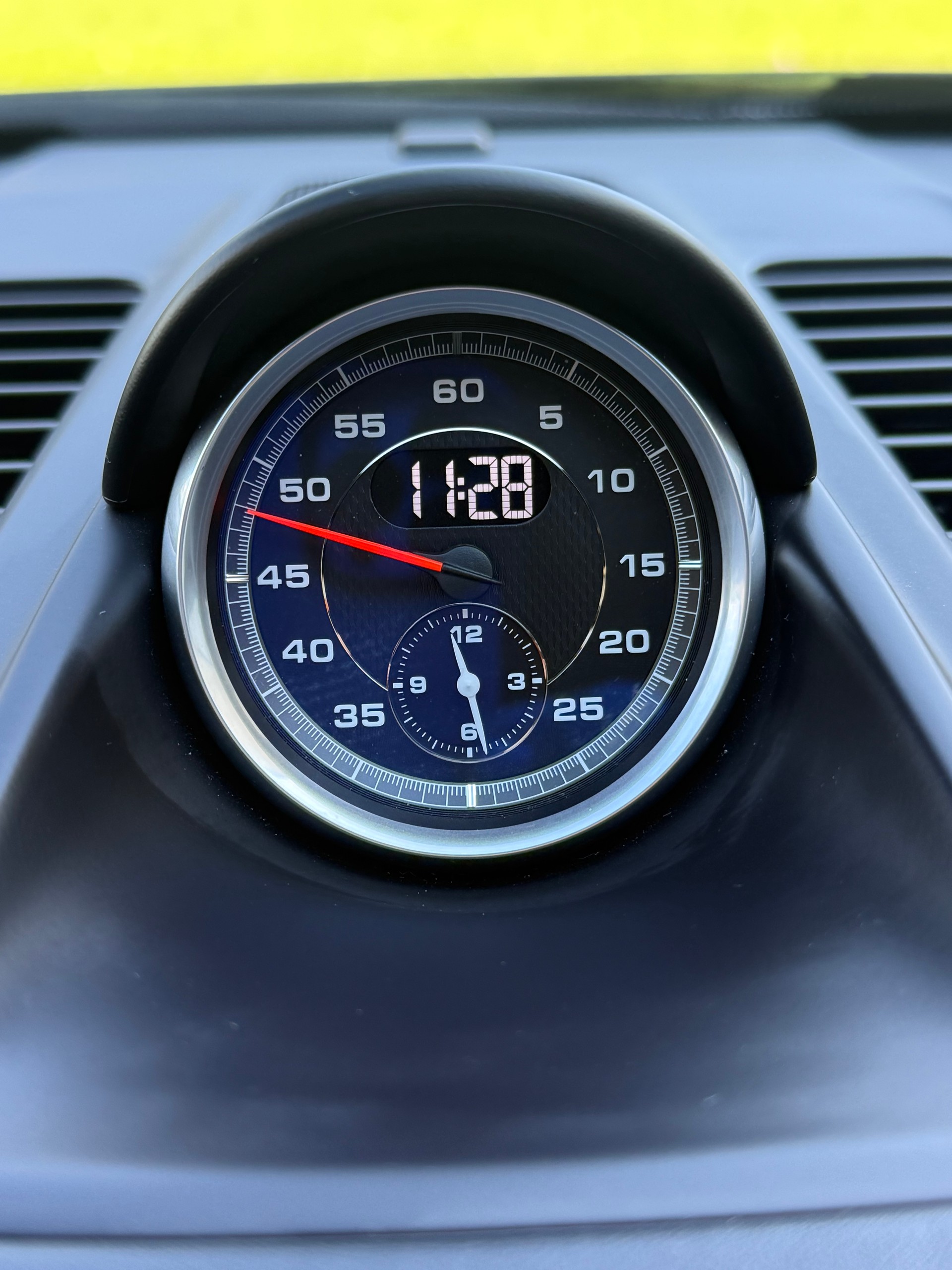 PORSCHE 3.0 Targa 4 GTS PDK-image-11