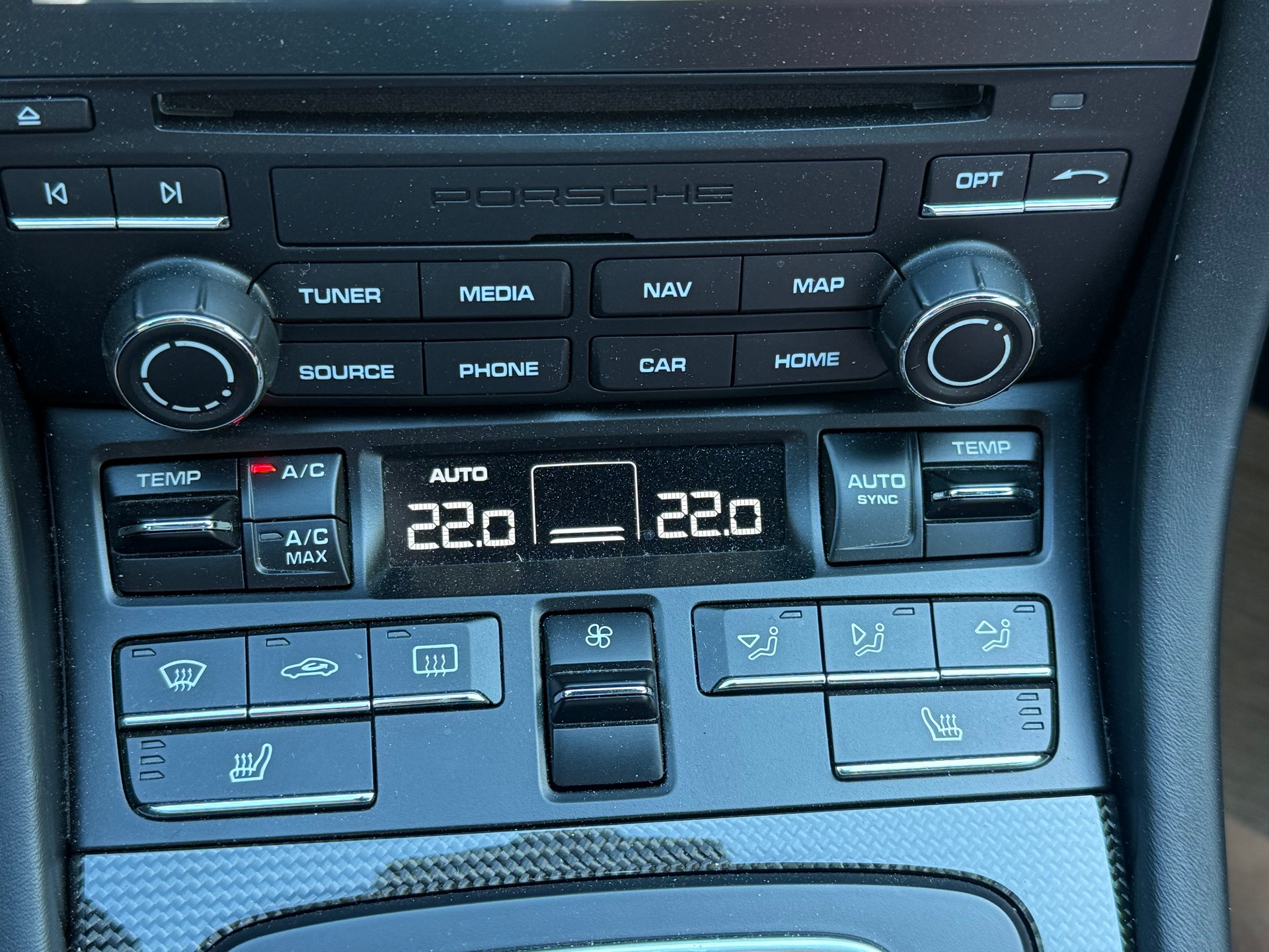 PORSCHE 3.0 Targa 4 GTS PDK-image-10
