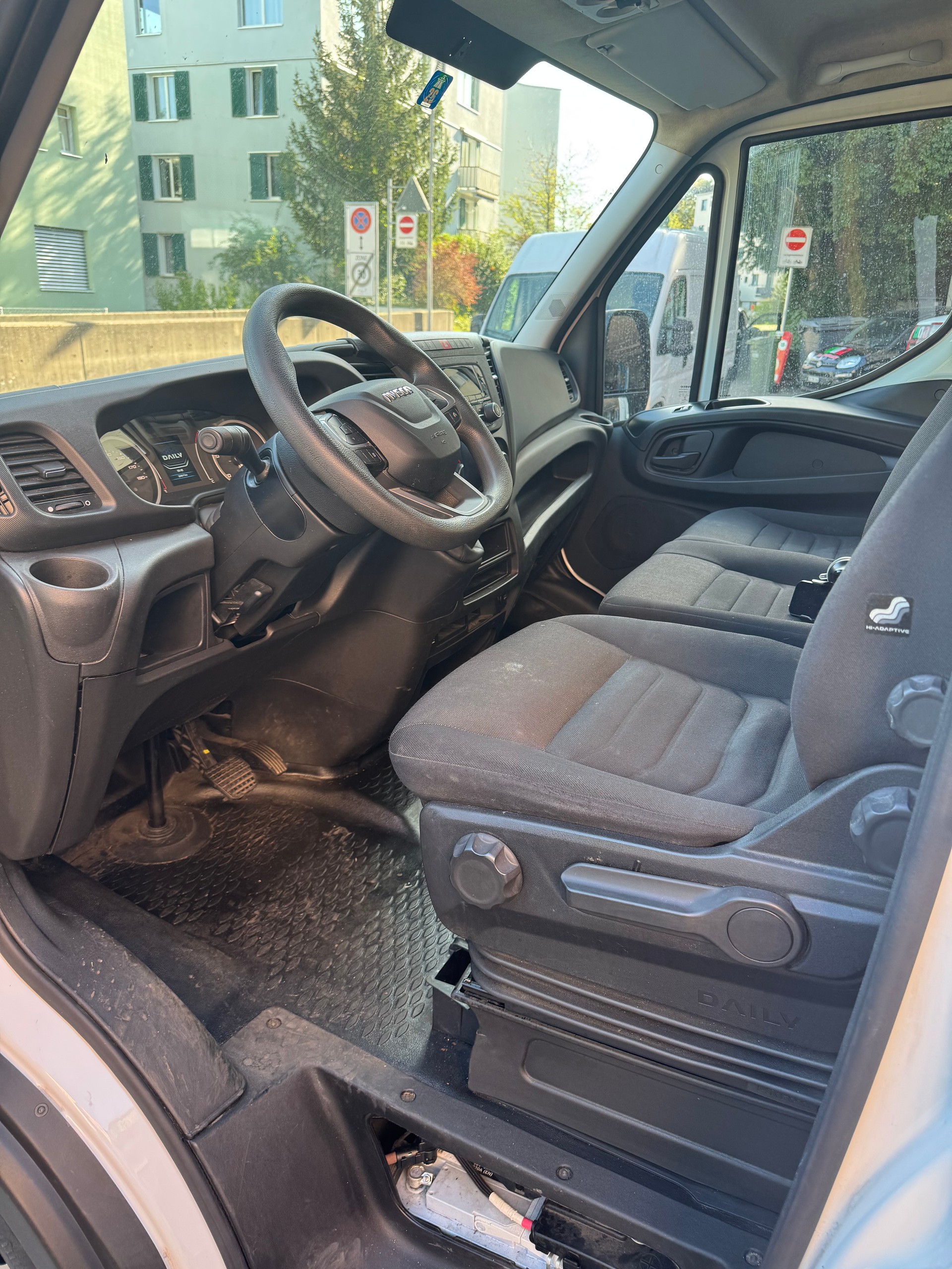 IVECO 35 S 14 A8 V-image-9
