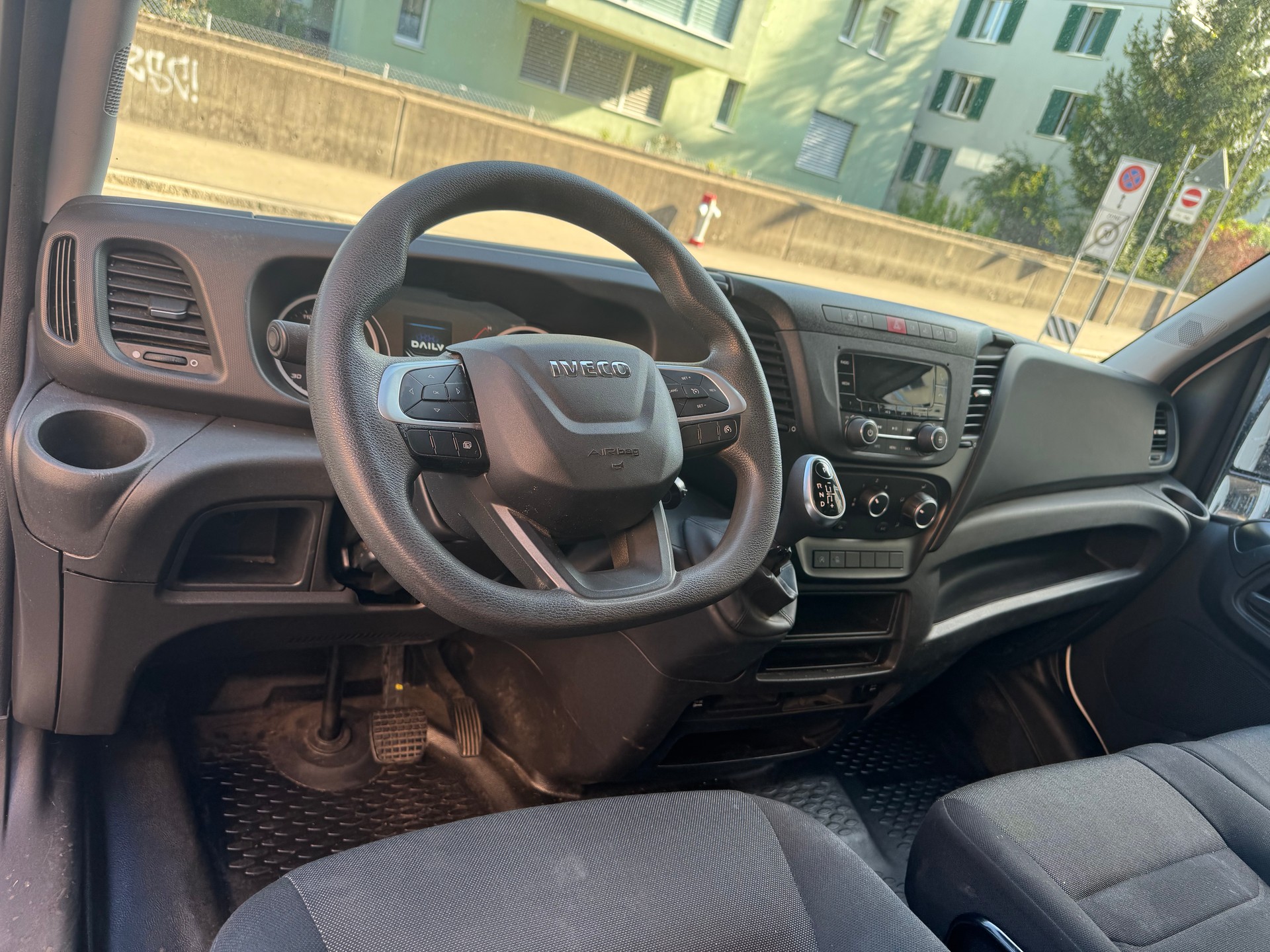 IVECO 35 S 14 A8 V-image-8