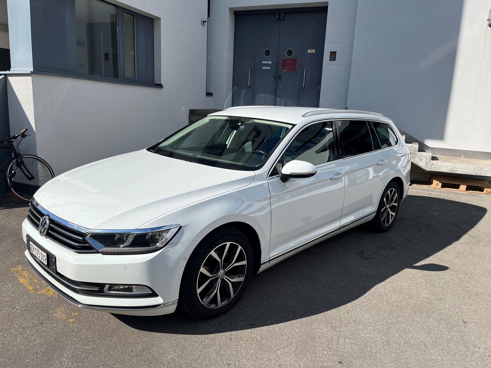 VW 2.0 TDI 150 Highline DSG-image-0