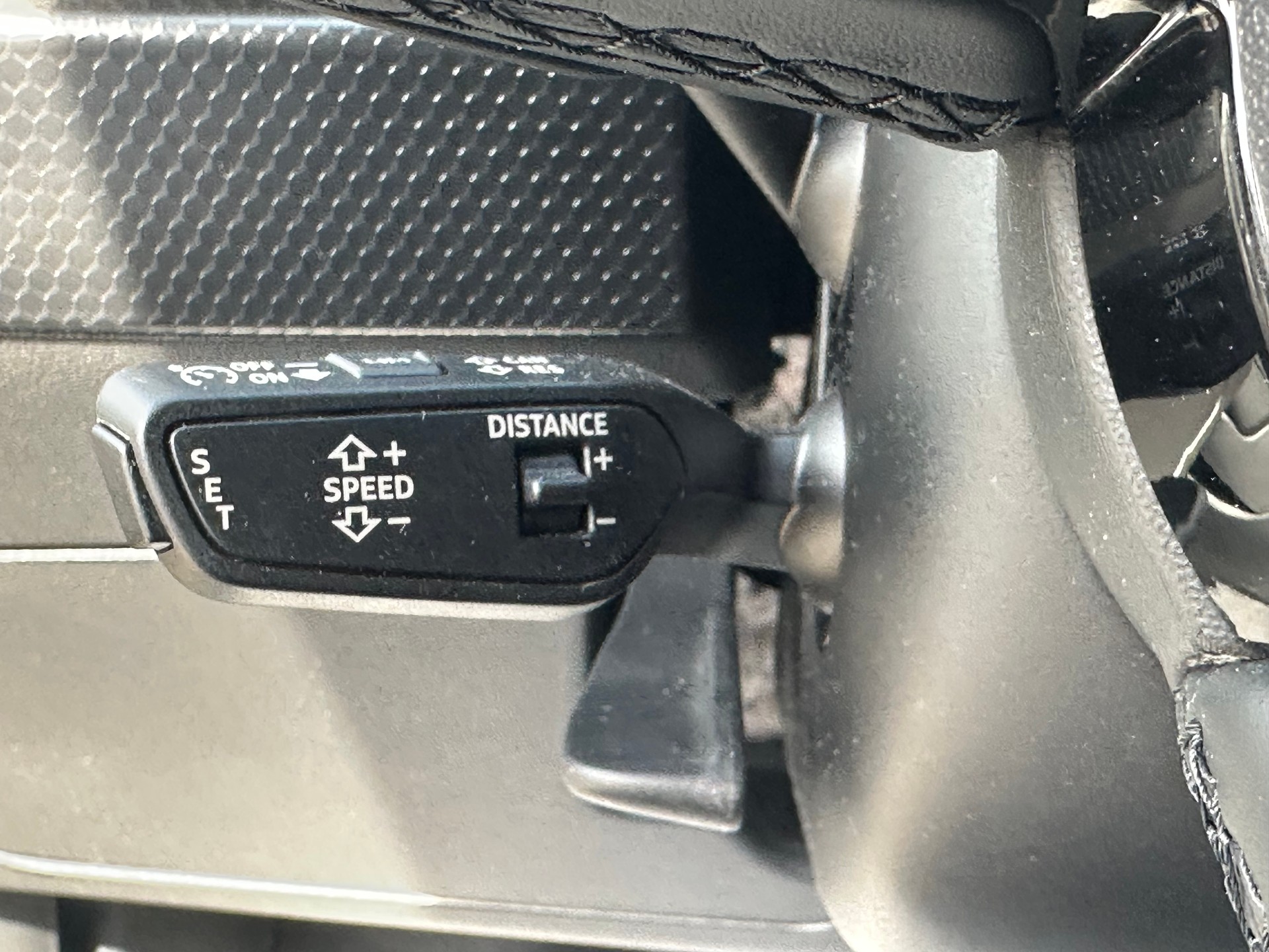 AUDI A1 Sportback 30 TFSI Attraction S-tronic-image-13