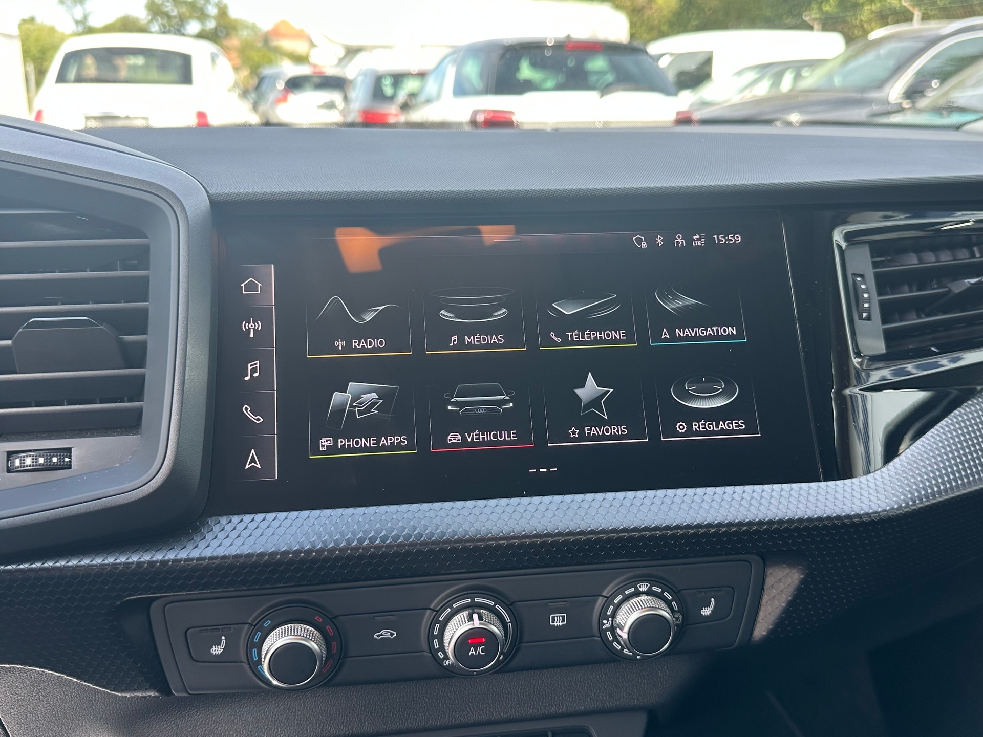 AUDI A1 Sportback 30 TFSI Attraction S-tronic-image-16