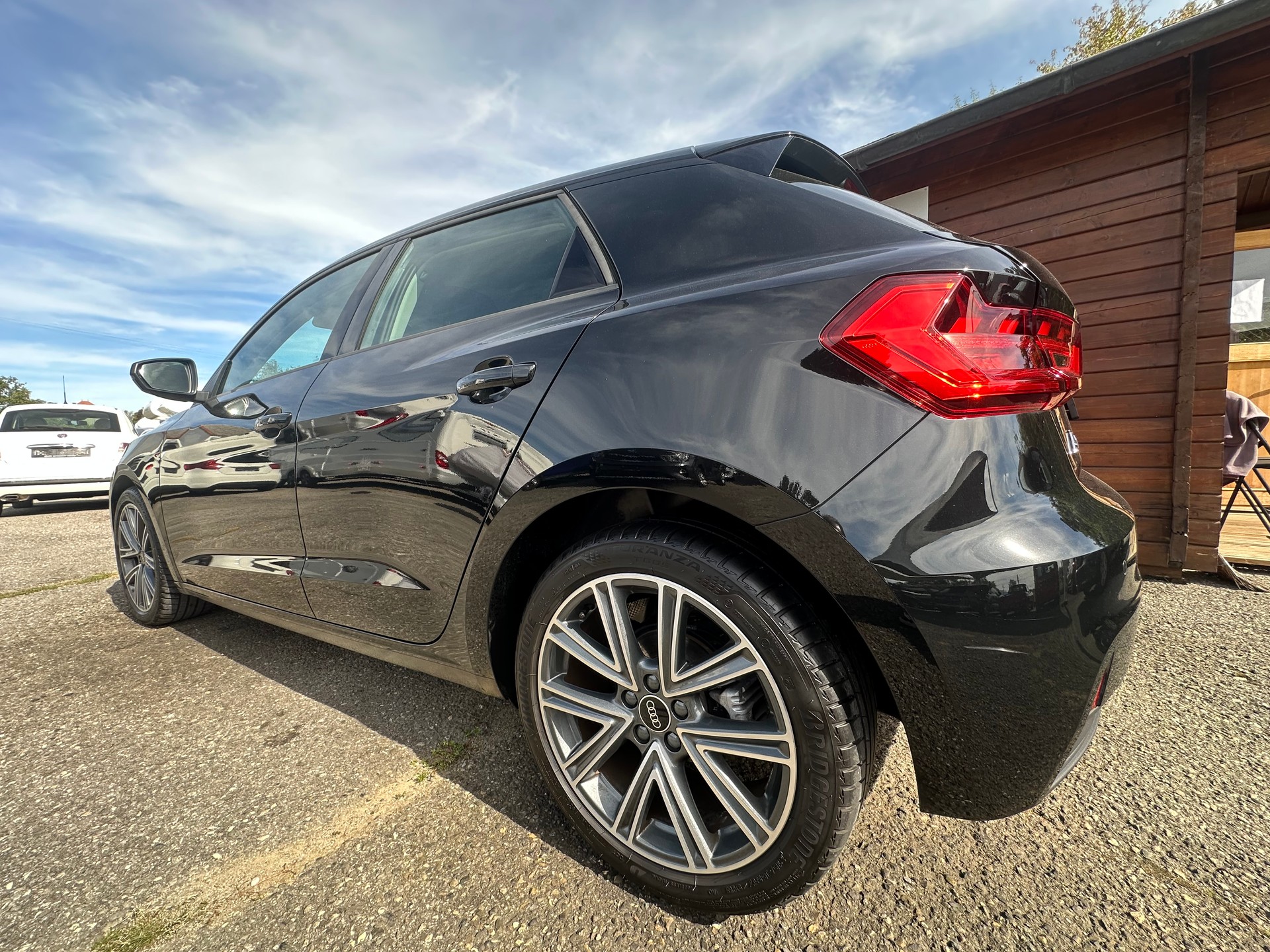 AUDI A1 Sportback 30 TFSI Attraction S-tronic-image-23