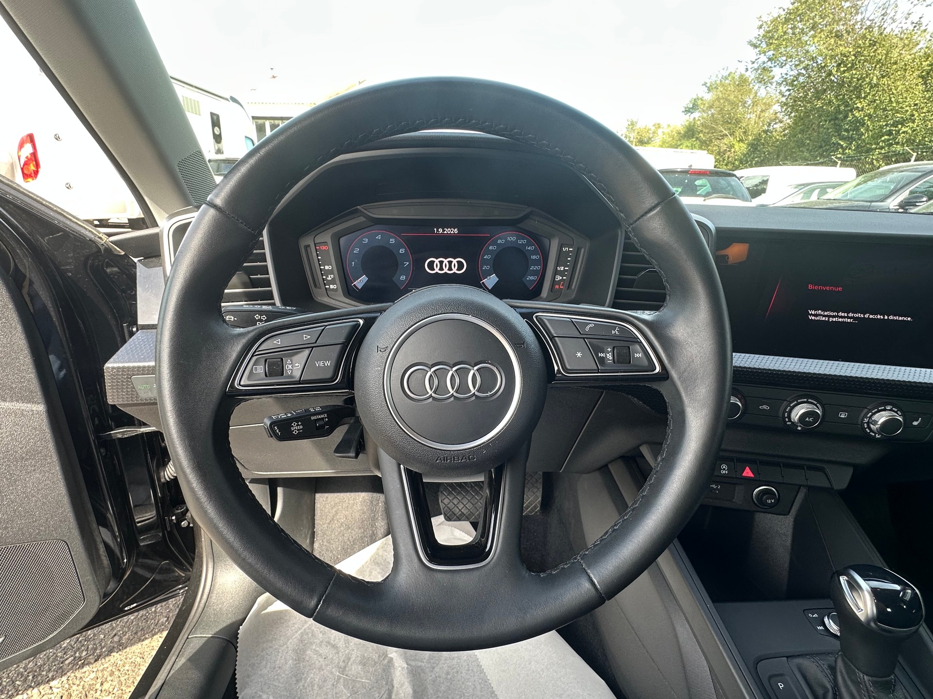 AUDI A1 Sportback 30 TFSI Attraction S-tronic-image-12
