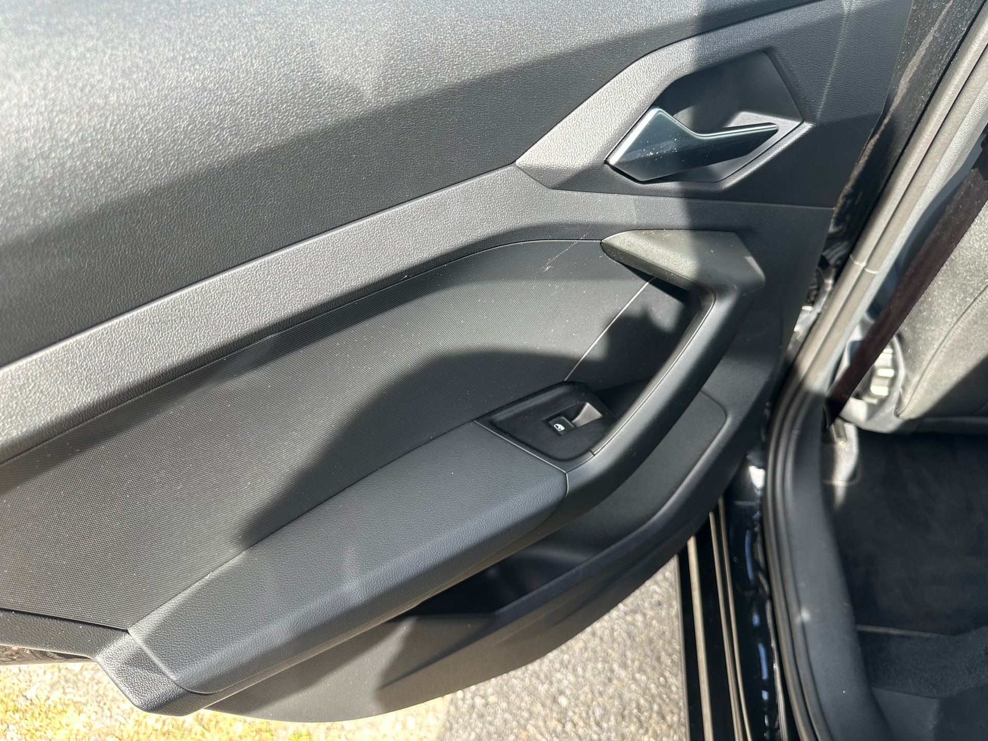 AUDI A1 Sportback 30 TFSI Attraction S-tronic-image-27