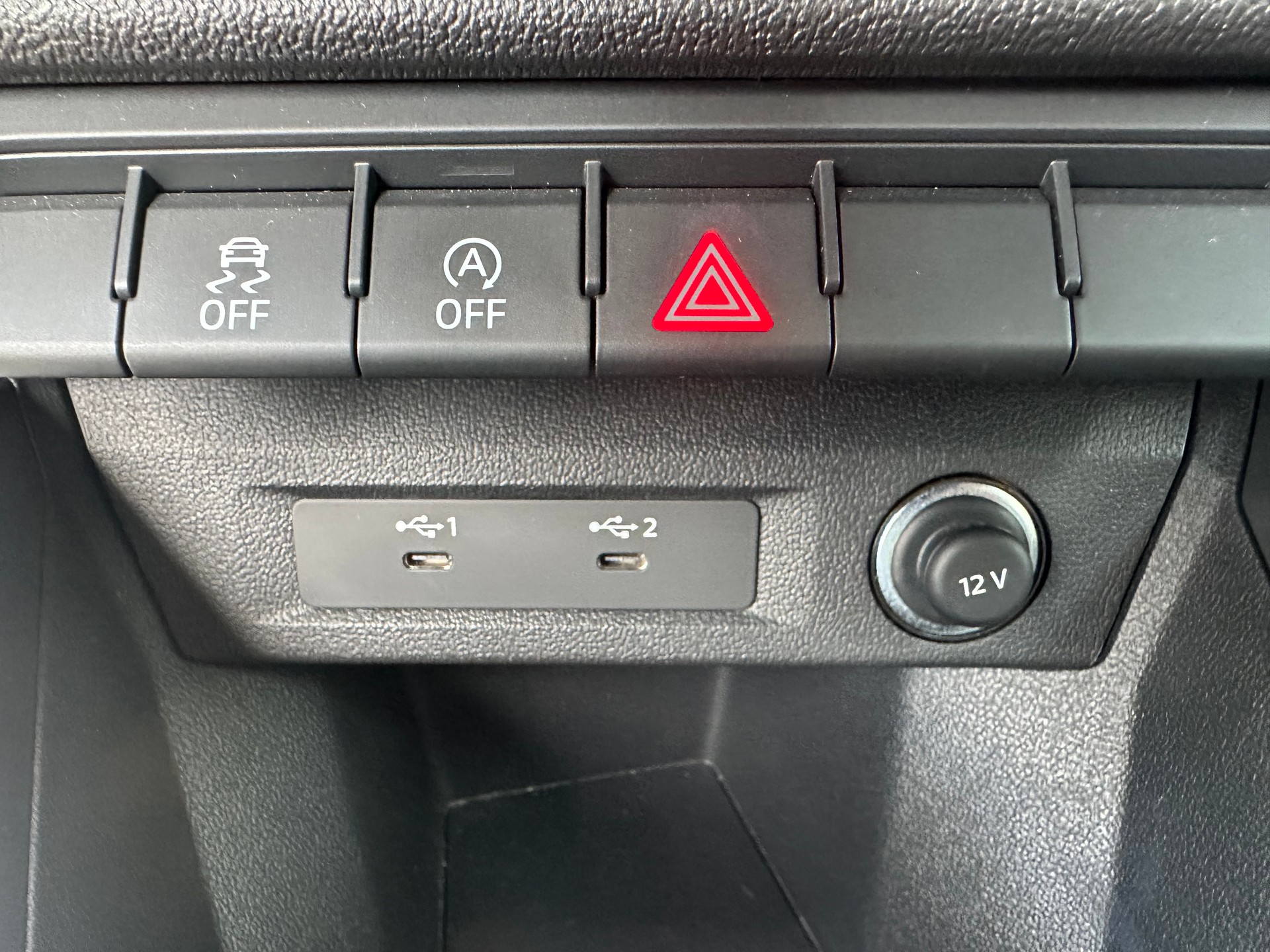 AUDI A1 Sportback 30 TFSI Attraction S-tronic-image-15