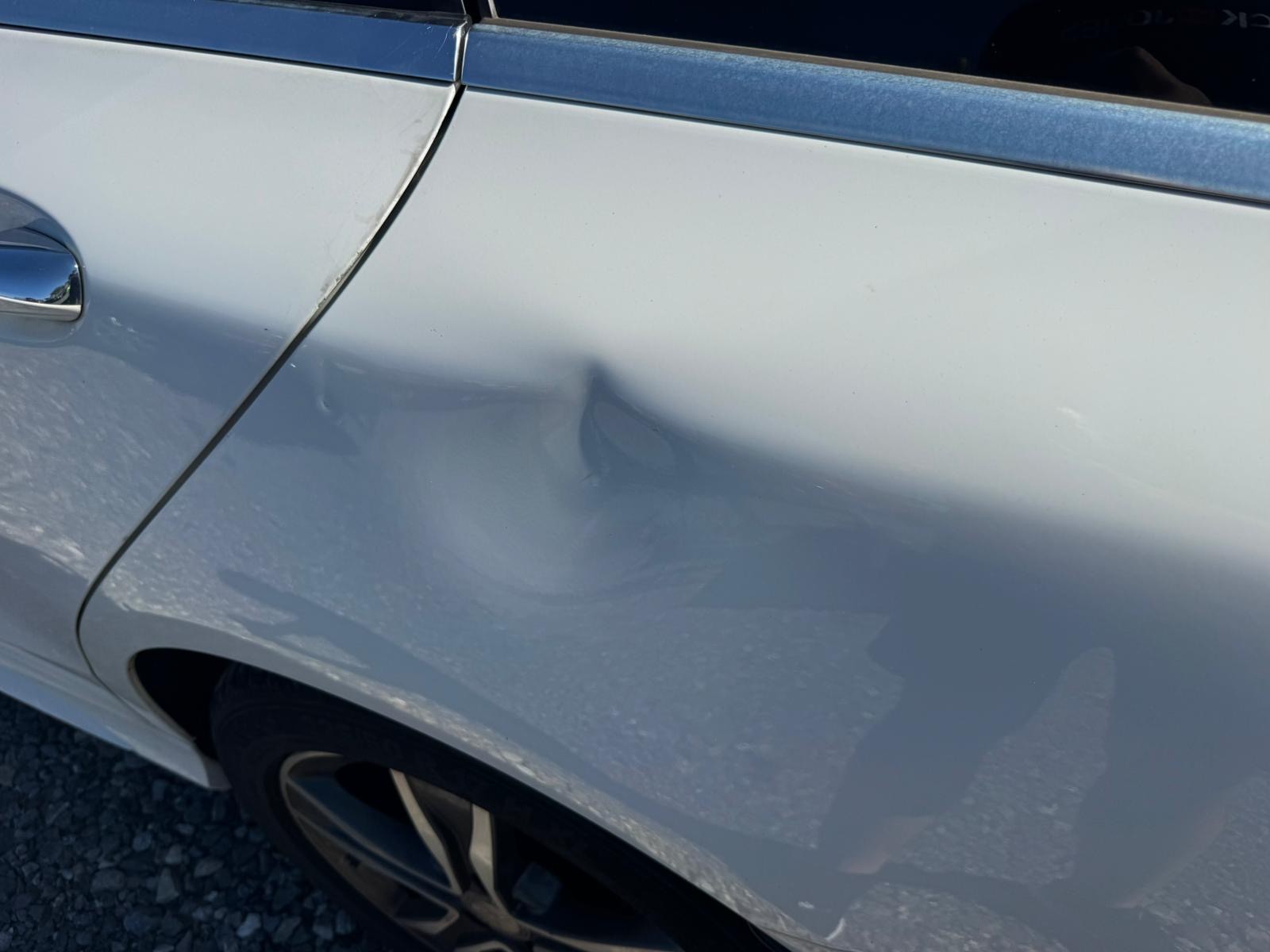 MERCEDES-BENZ C 220 BlueTEC AMG Line 7G-Tronic-image-5