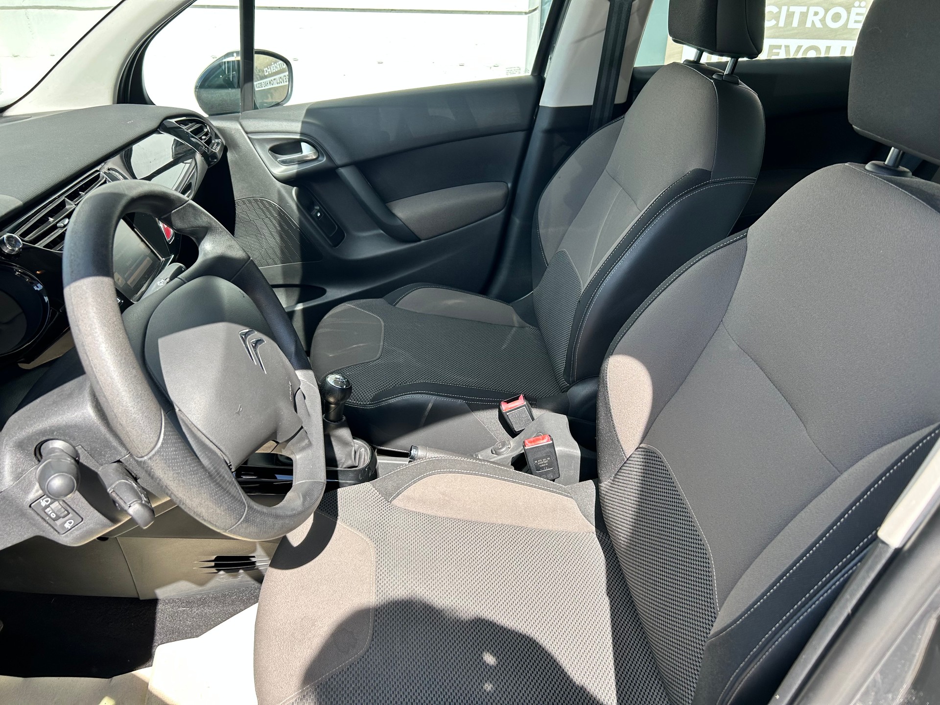 CITROEN C3 1.2i Séduction-image-5