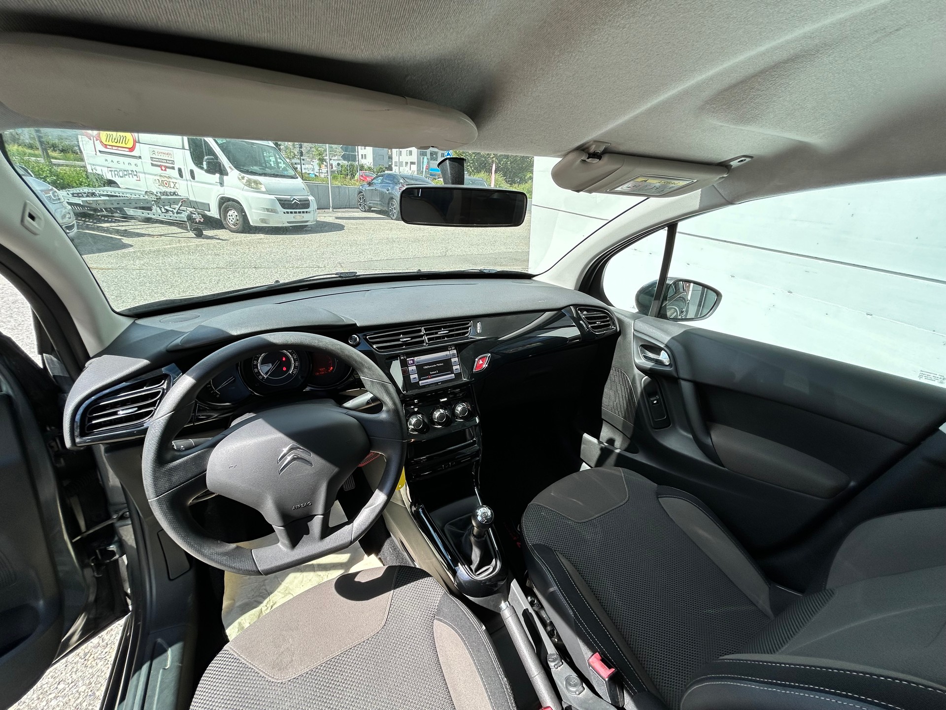 CITROEN C3 1.2i Séduction-image-4