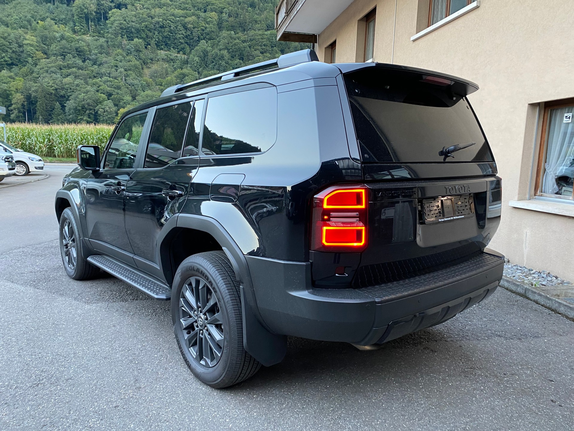 TOYOTA Land Cruiser 2.8TD Invincible Automat-image-14
