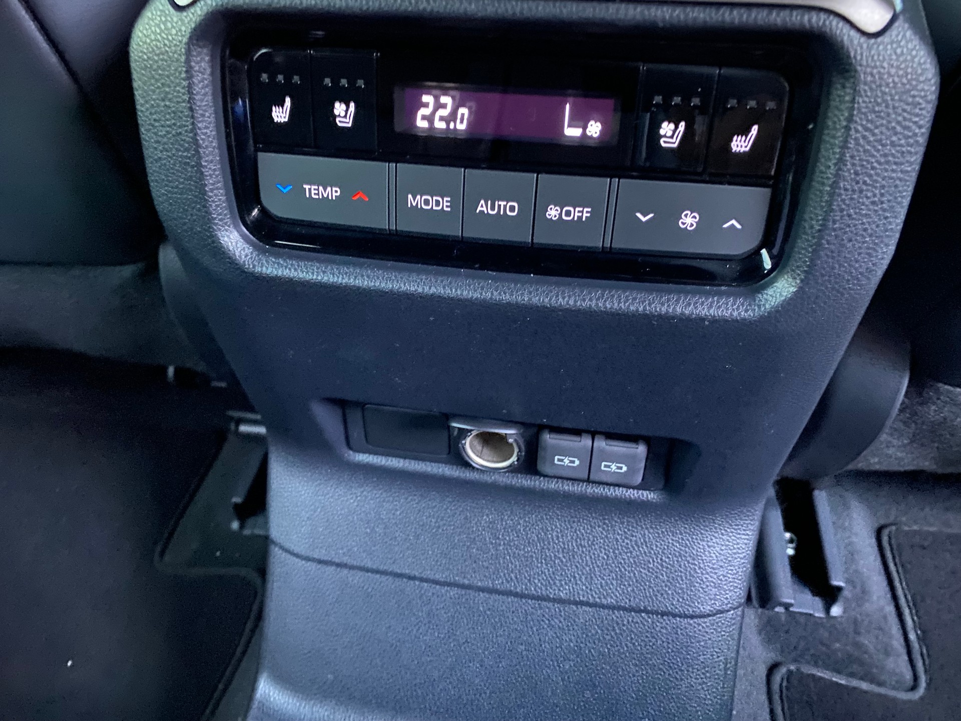 TOYOTA Land Cruiser 2.8TD Invincible Automat-image-8