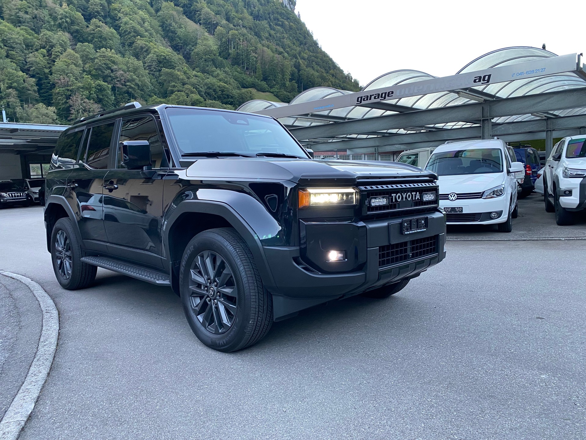 TOYOTA Land Cruiser 2.8TD Invincible Automat-image-11