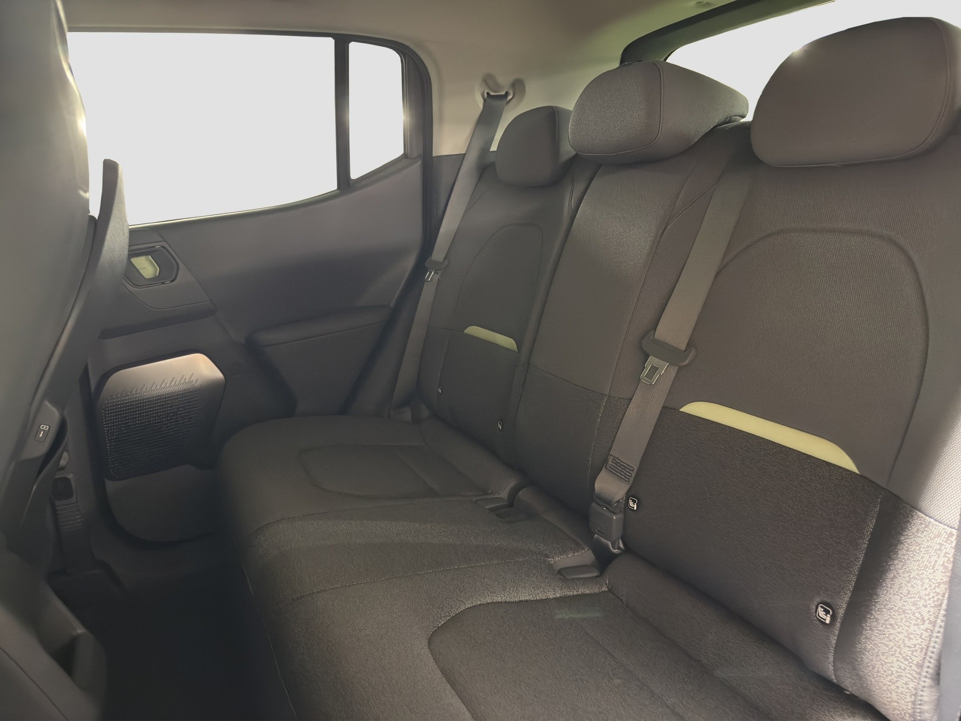 KIA EV2 61 kWh Air-image-10