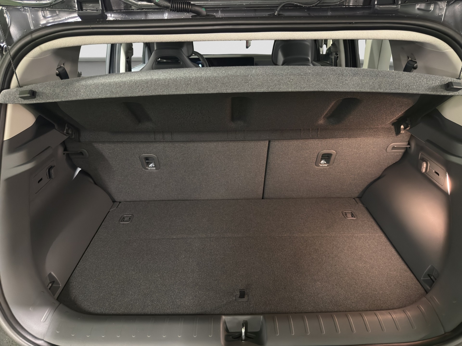 KIA EV2 61 kWh Air-image-15