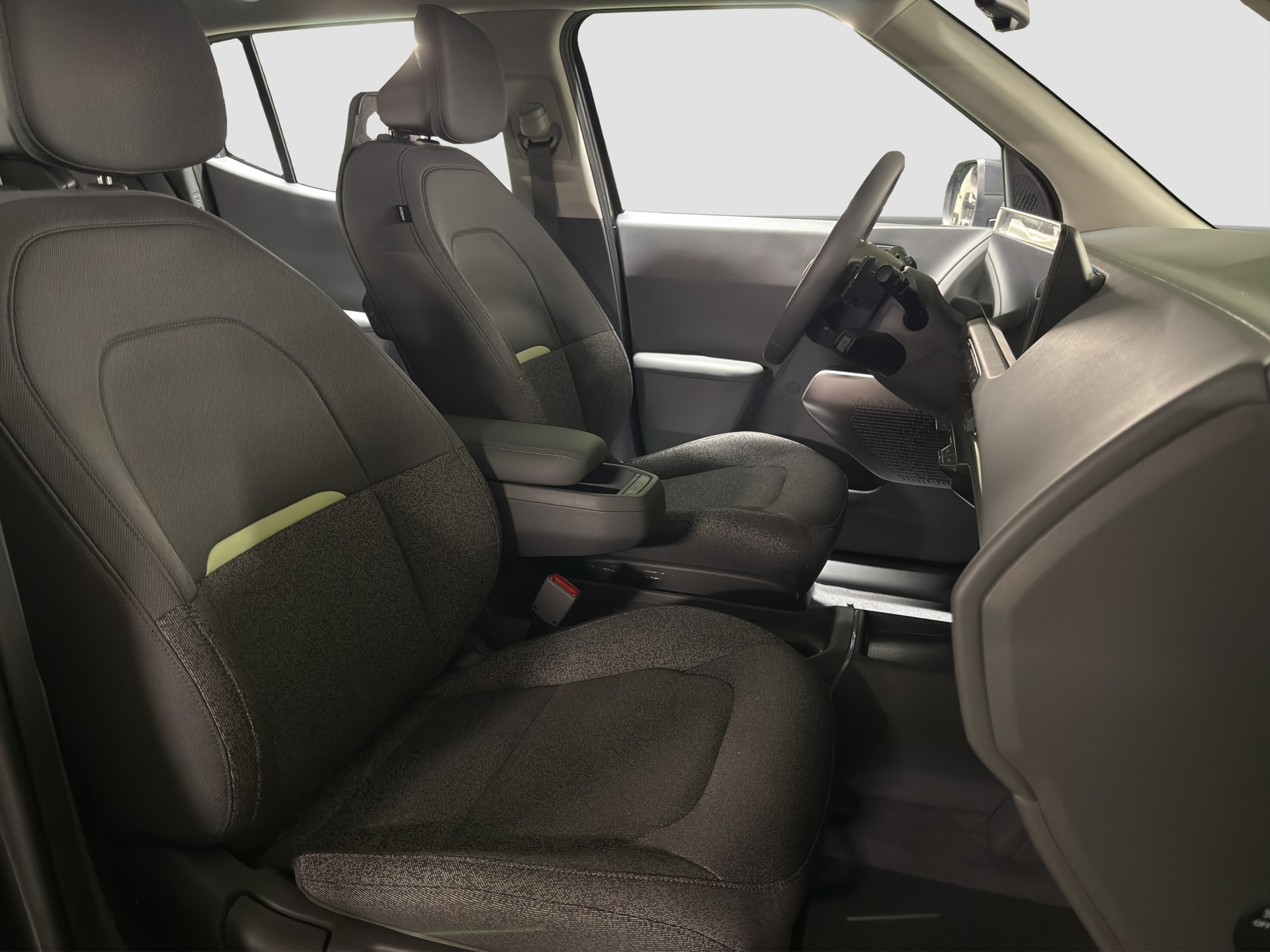KIA EV2 61 kWh Air-image-9