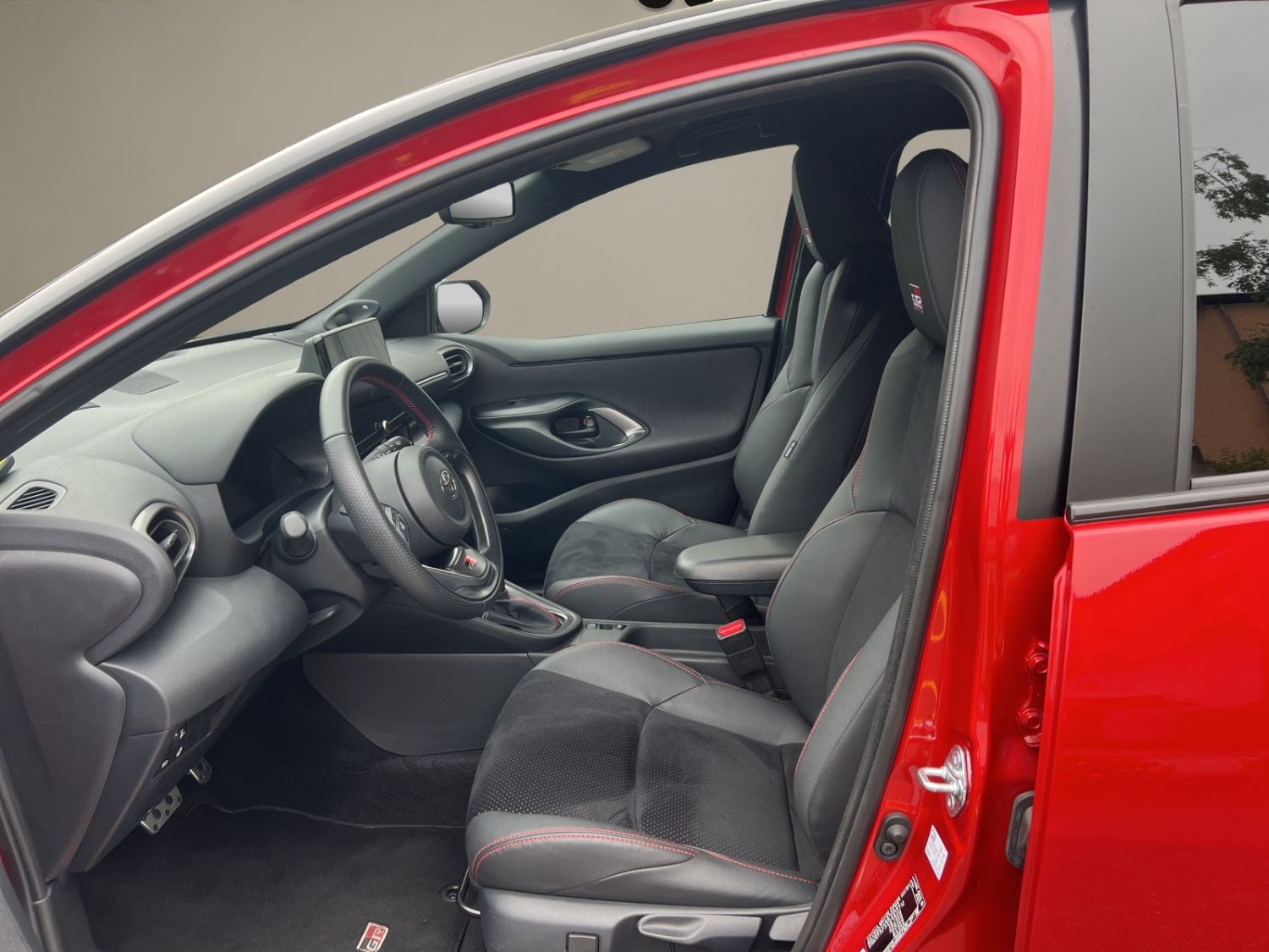 TOYOTA Yaris 1.5 VVT-i HSD GR Sport-image-8