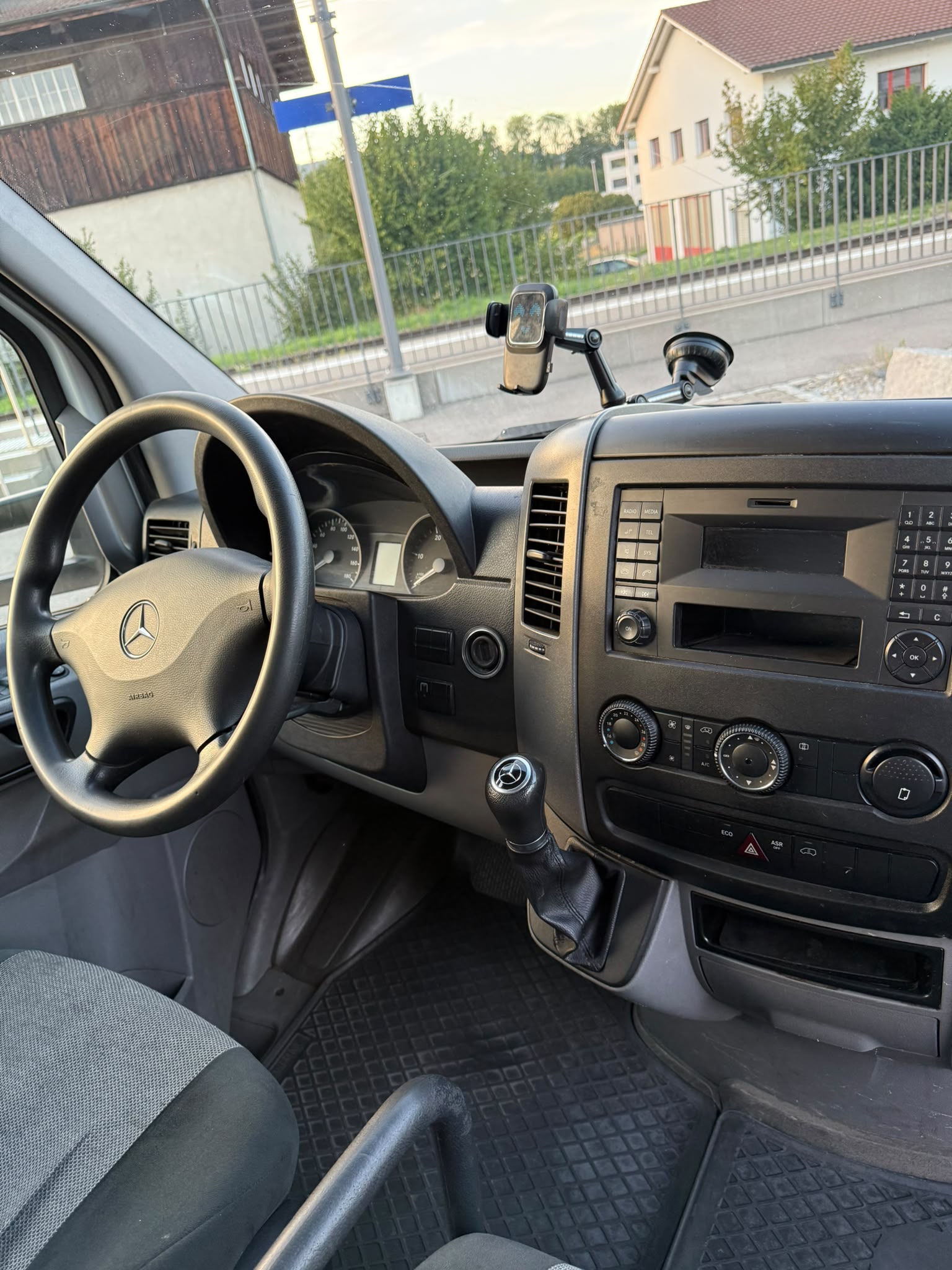 MERCEDES-BENZ 2.2 CDI 163-image-5