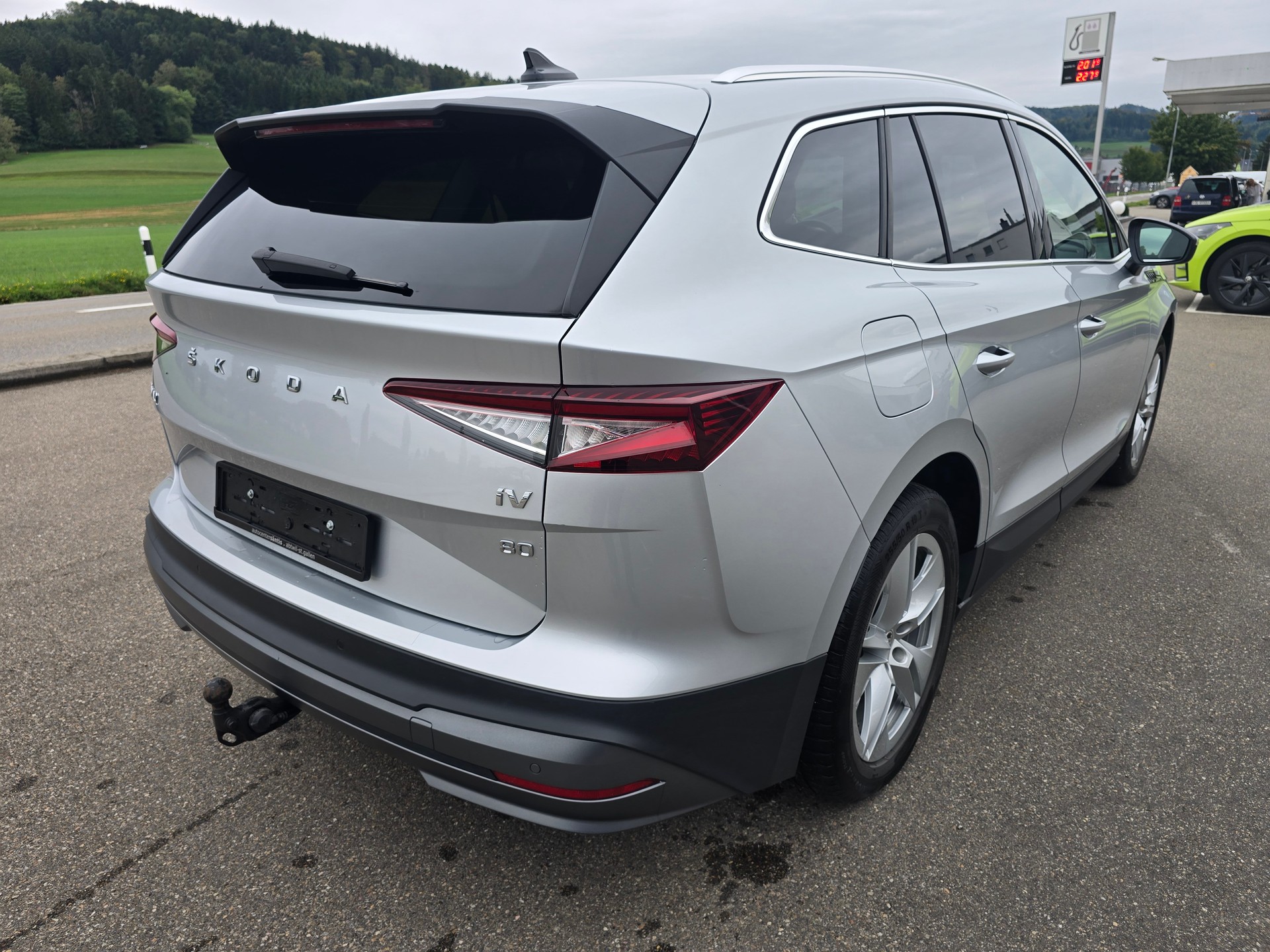 SKODA Enyaq iV 80*Frsch ab MFK"Anhängerkupplung**** SoH werth 97% *-image-3